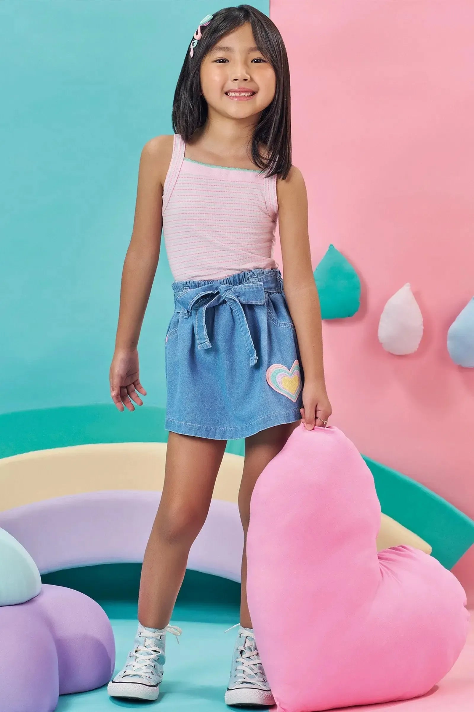 Conjunto de Blusa em Cotton Listrado e Short Saia em Jeans com Elastano 83550 Kukiê Infantil Menina
