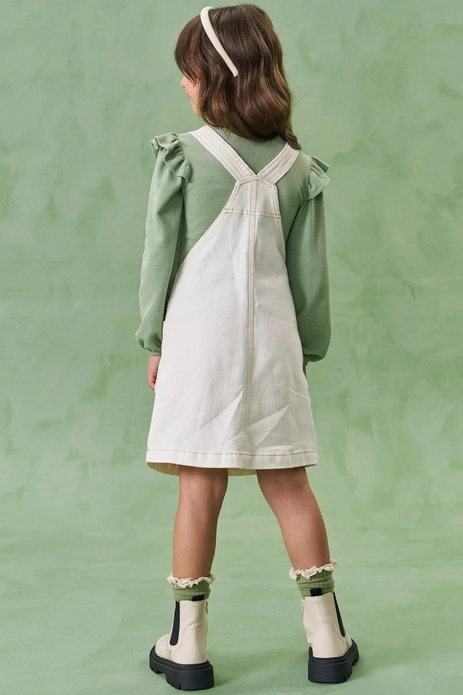Conjunto de Blusa em Malha Bee com Salopete em Sarja com Elastano 80579 Infanti Infantil Menina