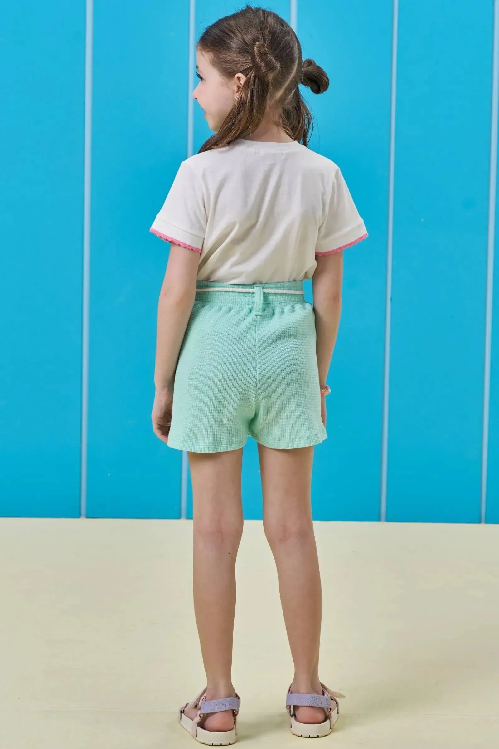 Conjunto de Blusa em Meia Malha e Short Saia em Malha Waffle 96587 Kukiê Infantil Menina