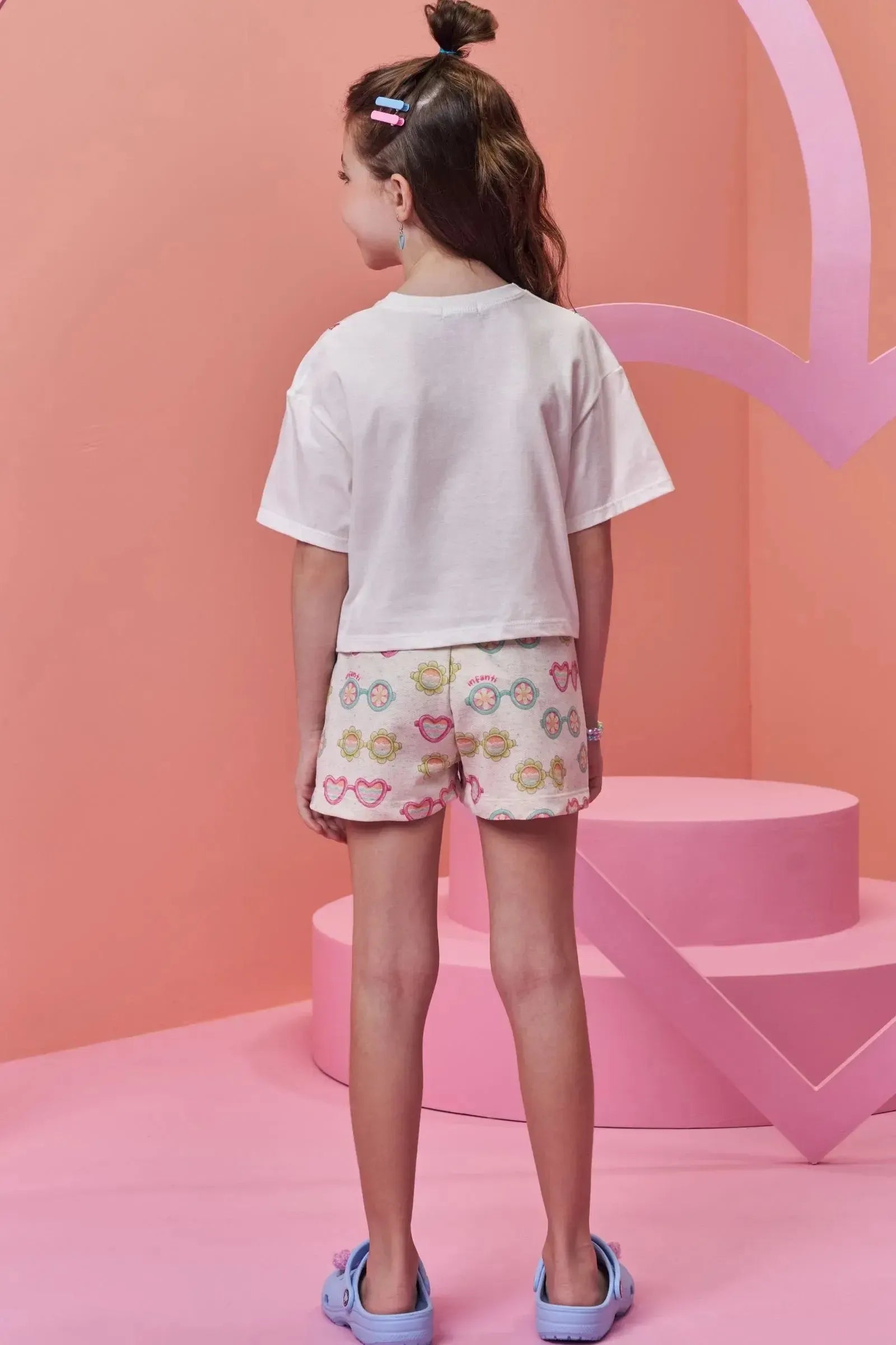 Conjunto de Blusa em Meia Malha e Shorts em Moletom Linho sem Pelúcia 98527 Infanti Infantil Menina