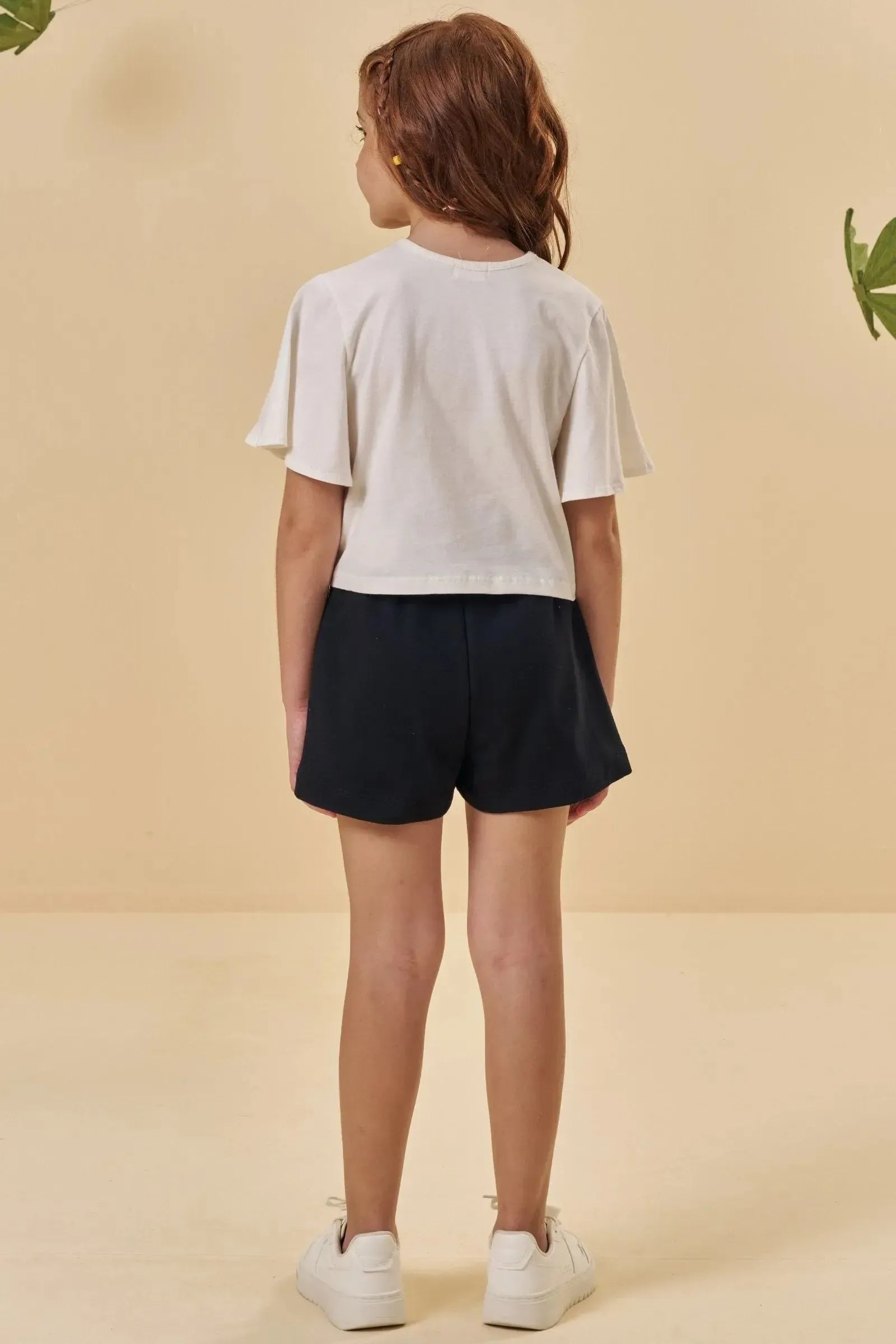 Conjunto de Blusa em Meia Malha e Shorts em Moletom sem Pelúcia 95061 Kukiê Infantil Menina
