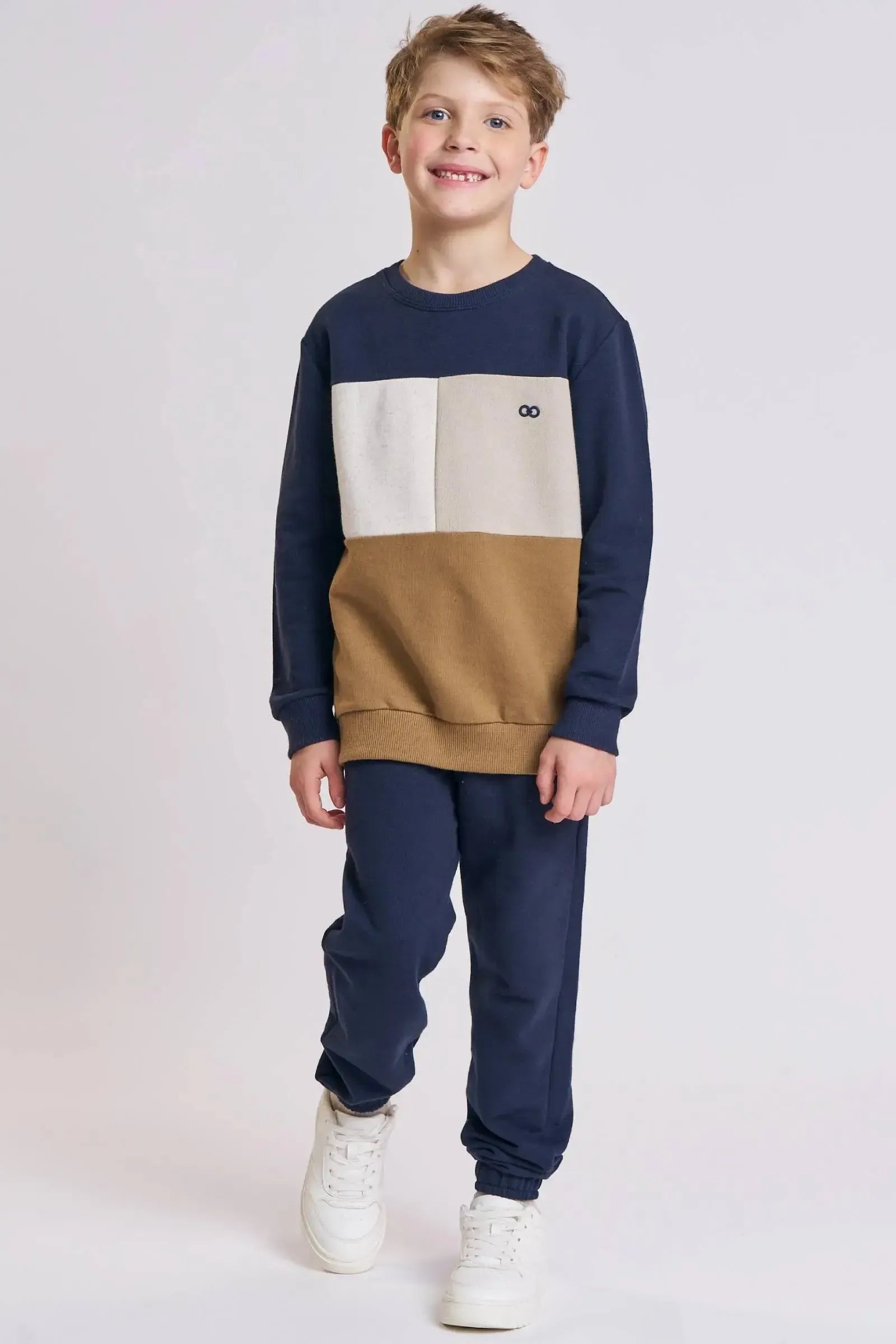 Conjunto de Blusão e Calça Jogger em Moletom sem Pelúcia 90370 LucBoo Infantil Menino