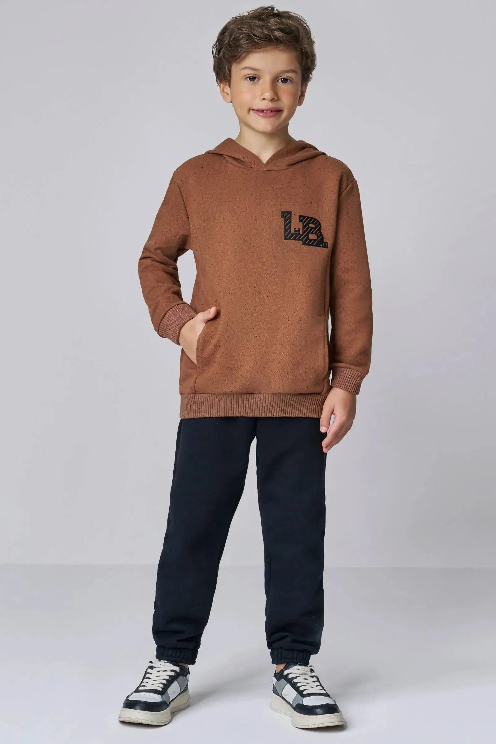 Conjunto de Blusão em Moletom Botonê e Calça Jogger em Moletom sem Pelúcia 92055 LucBoo Infantil Menino