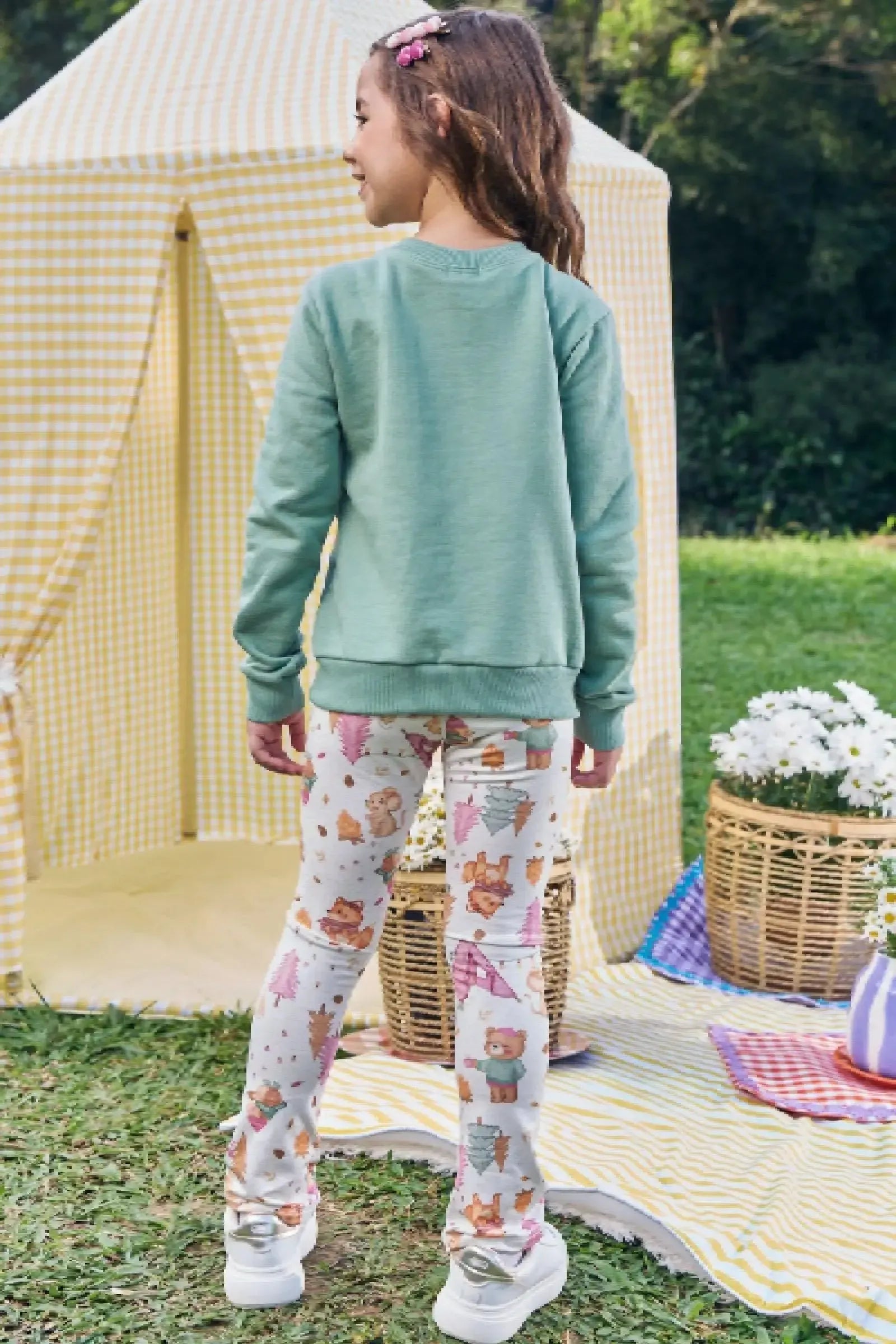 Conjunto de Blusão em Moletom com Pelúcia e Calça Boot Cut em Termoskin Peluciado 89598 Kukiê Infantil Menina