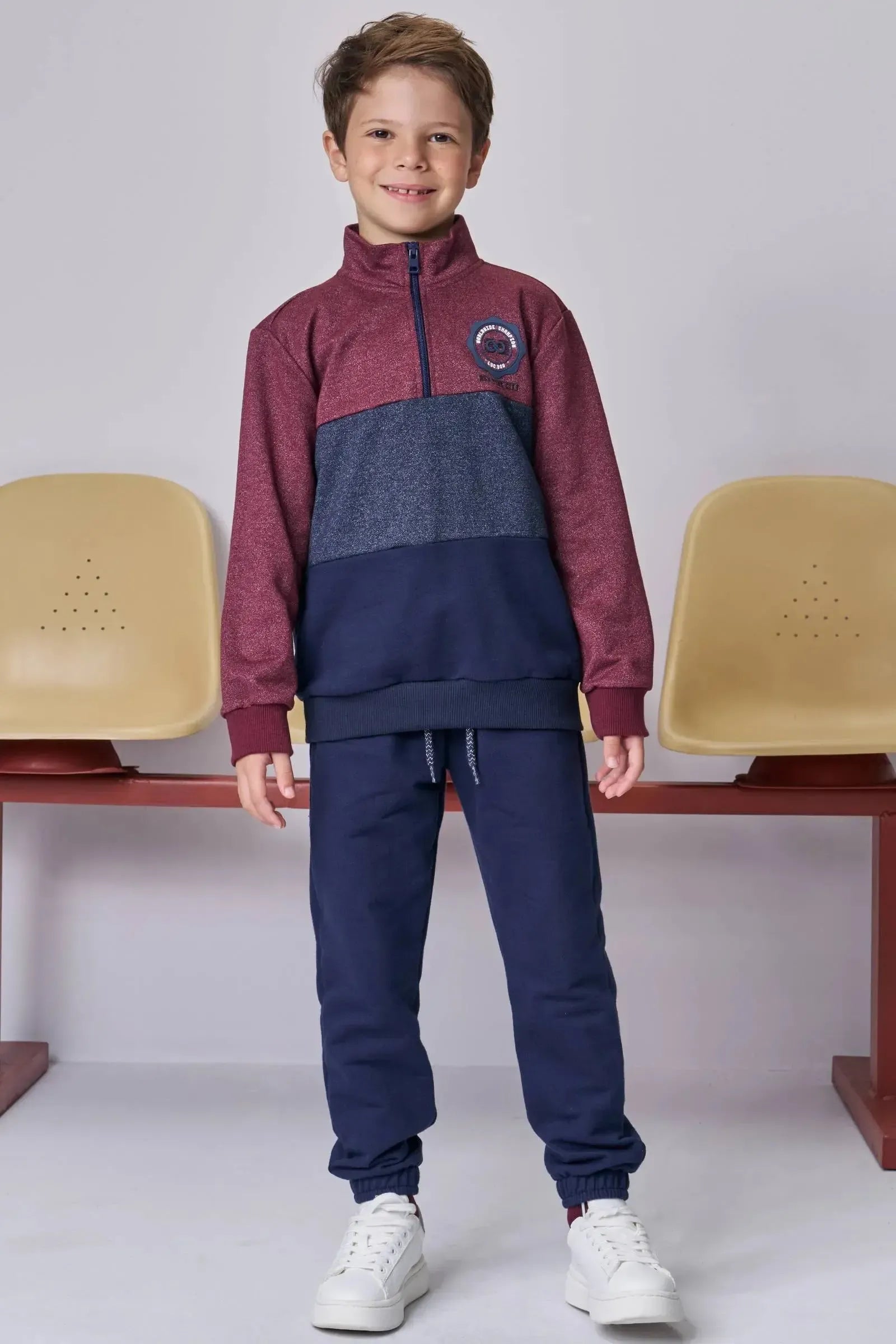 Conjunto de Blusão em Moletom Rajado sem Pelúcia e Calça Jogger em Moletom sem Pelúcia 89988 LucBoo Infantil Menino