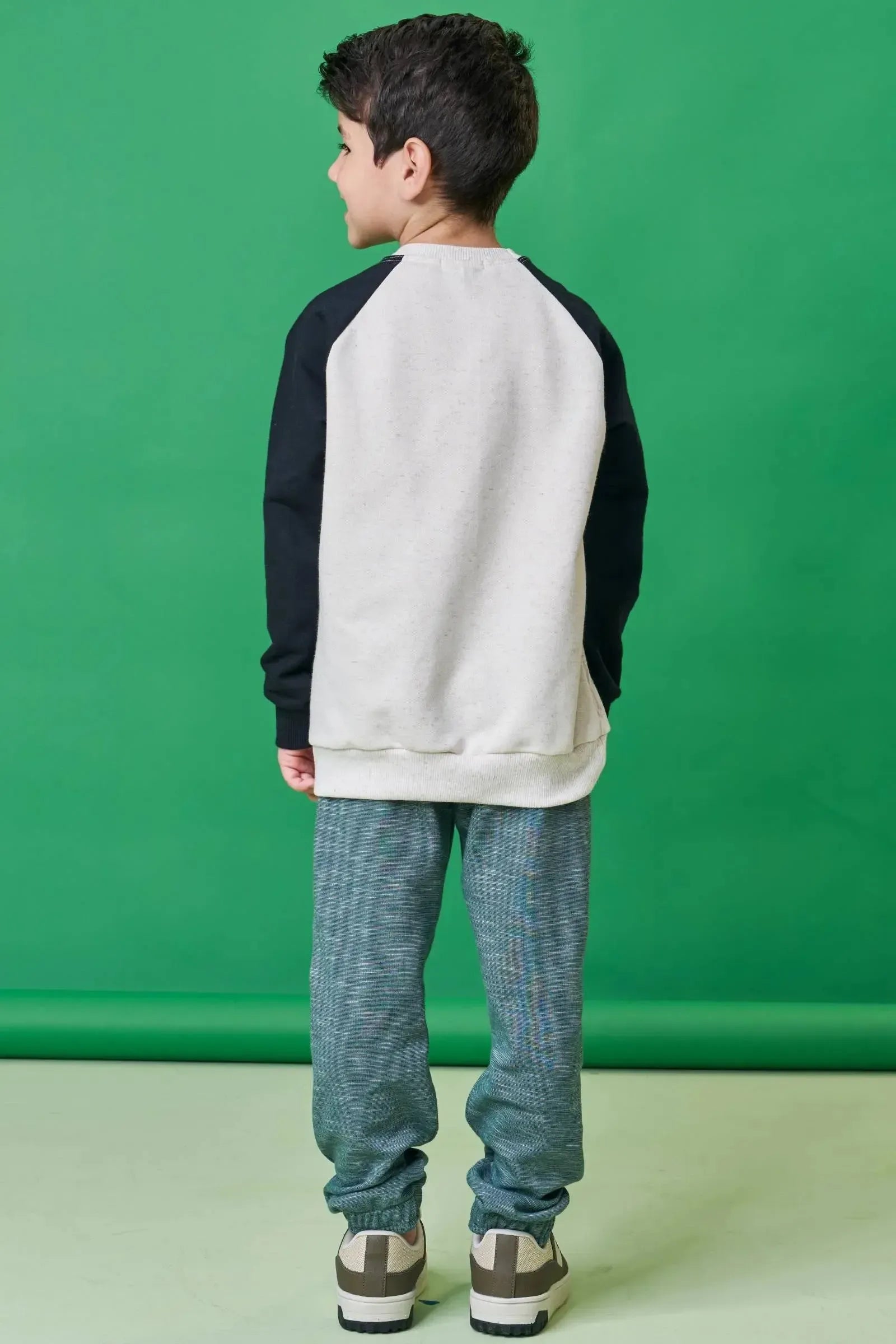 Conjunto de Blusão em Moletom sem Pelucia e Calça Jogger em Mesclado Bicolor 90721 LucBoo Infantil Menino