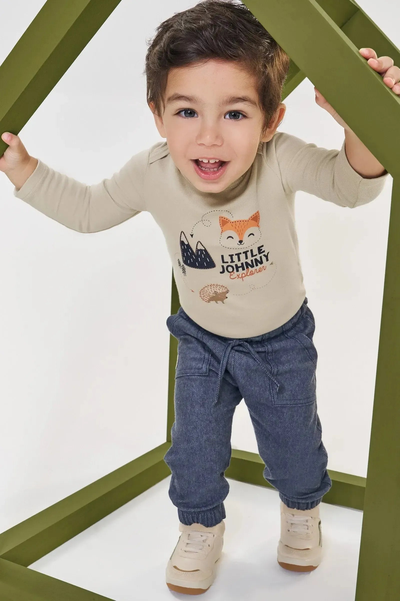 Conjunto de Body em Suedine e Calça Jogger em Cotton Jeans com Elastano 92291 Johnny Fox Bebê Menino