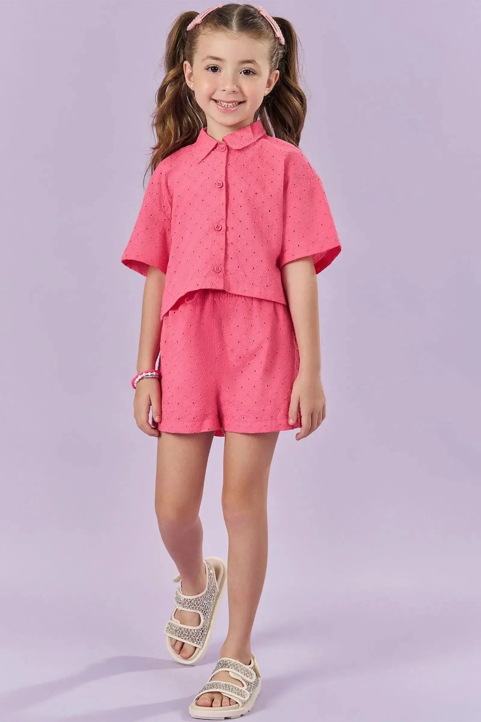 Conjunto de Camisa Cropped e Shorts em Laise Verano 84576 Kukiê Infantil Menina