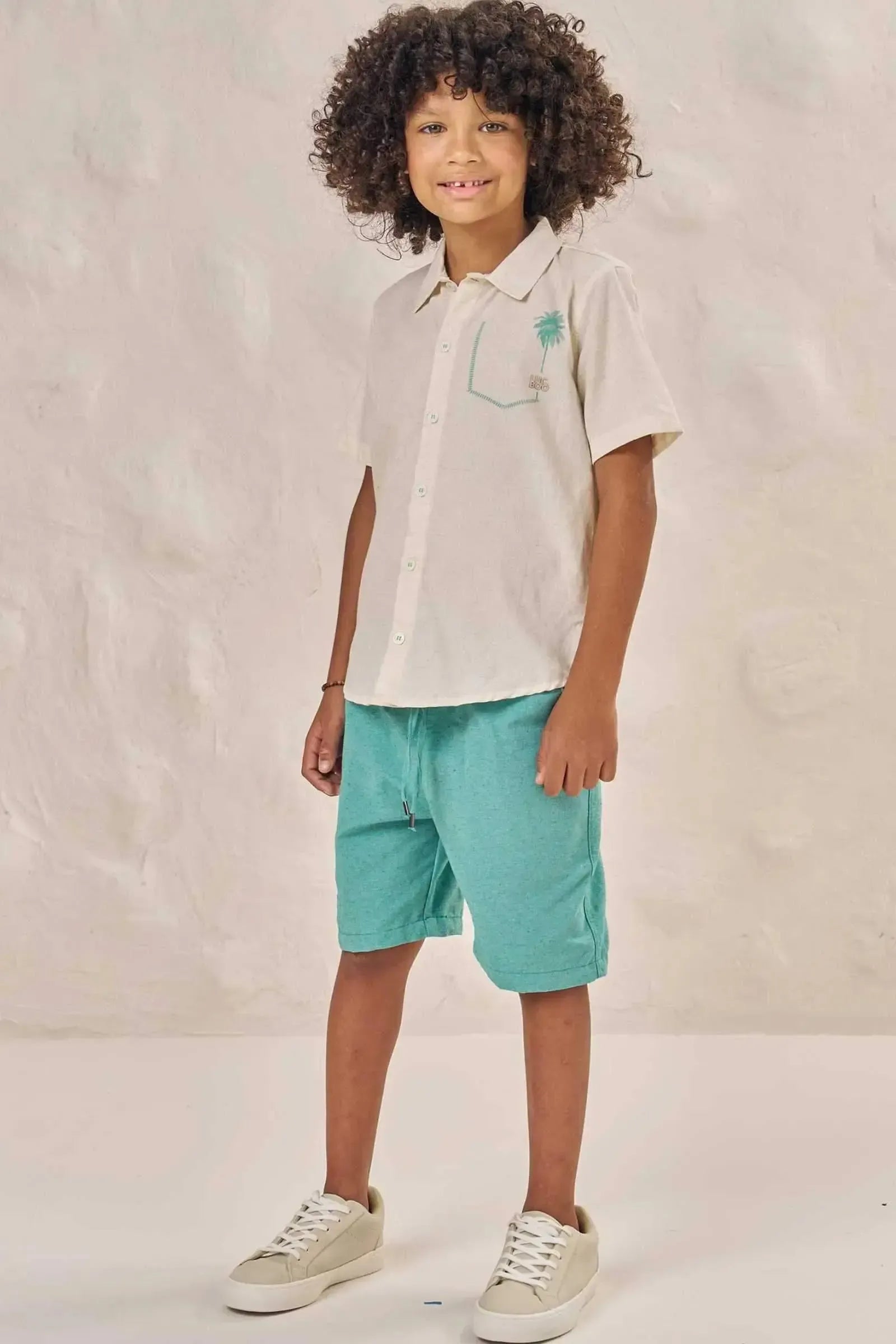 Conjunto de Camisa em Linho Deluxe e Bermuda em Tecido Kauai 87565 LucBoo Infantil Menino