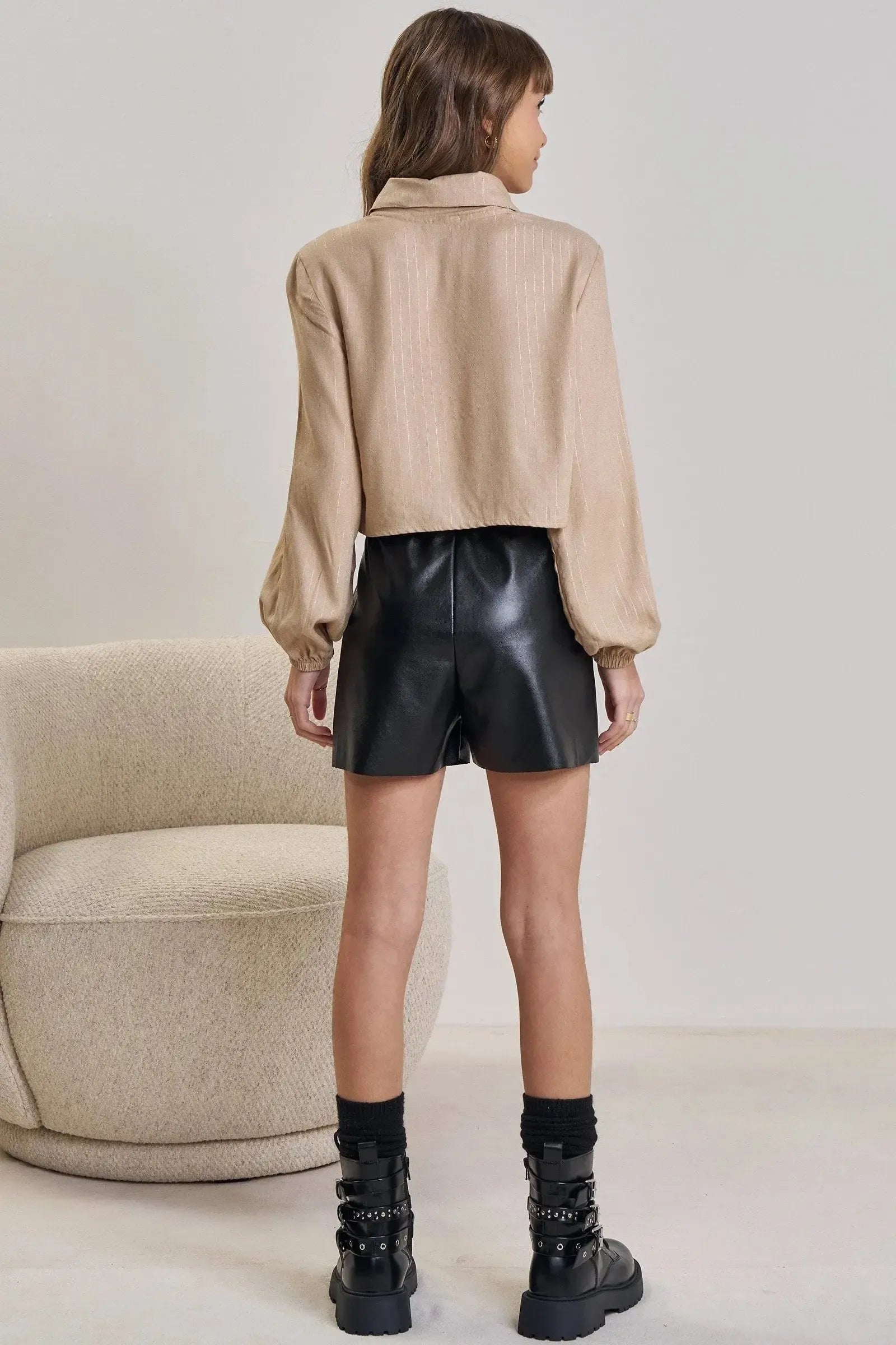 Conjunto de Camisa em Visco Shine e Shorts em Couro Sintético 90123 Vic&Vicky Teen Menina