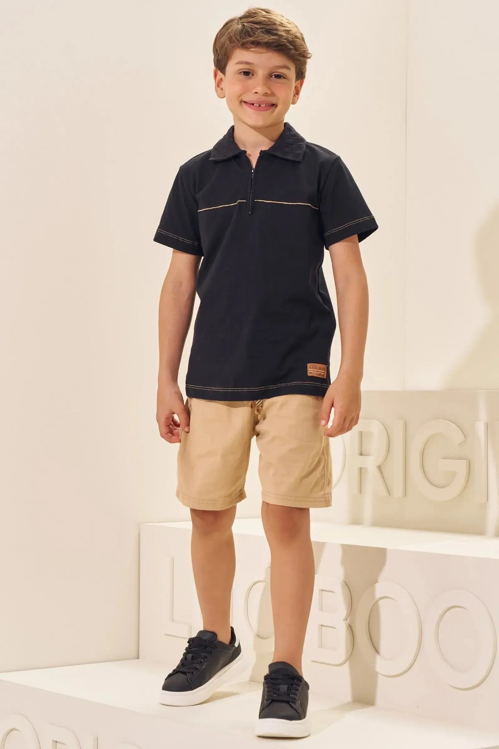 Conjunto de Camisa Polo em Meia Malha e Bermuda em Sarja Girassol com Elastano 96998 LucBoo Infantil Menino