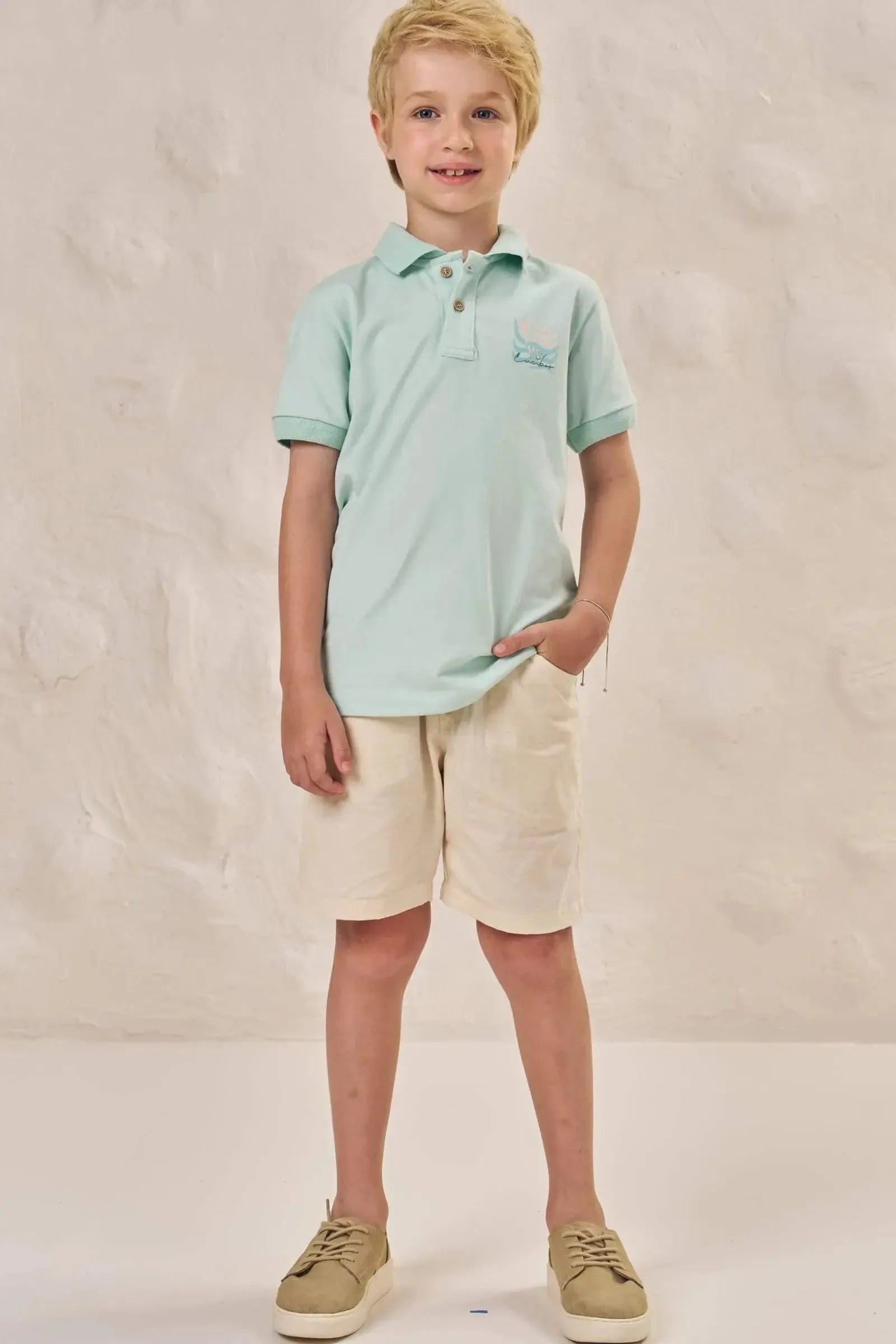Conjunto de Camisa Polo em Piquet com Elastano e Bermuda em Linho Santorine com Elastano 88831 LucBoo Infantil Menino