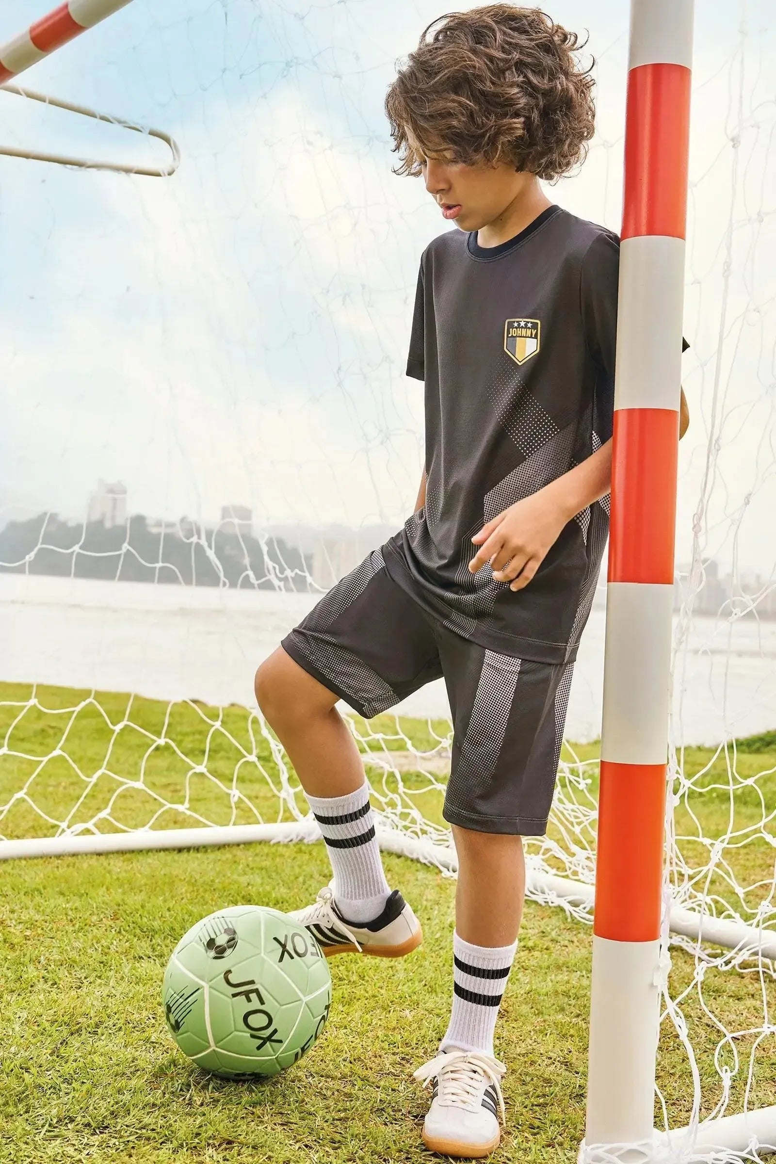 Conjunto de Camiseta e Bermuda em Malha Space Green 85691 Johnny Fox Teen Menino