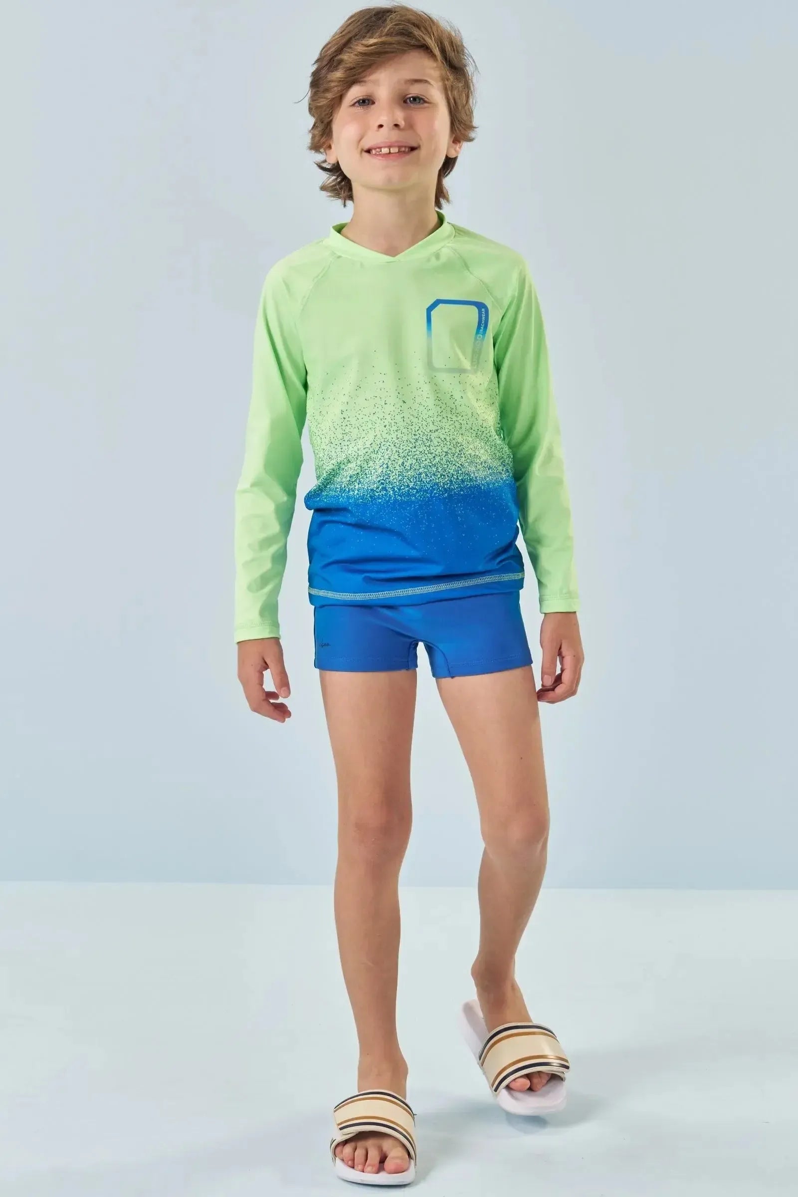 Conjunto de Camiseta e Sunga em Malha UV Dry com Proteção UV 50+ 85146 LucBoo Infantil Menino