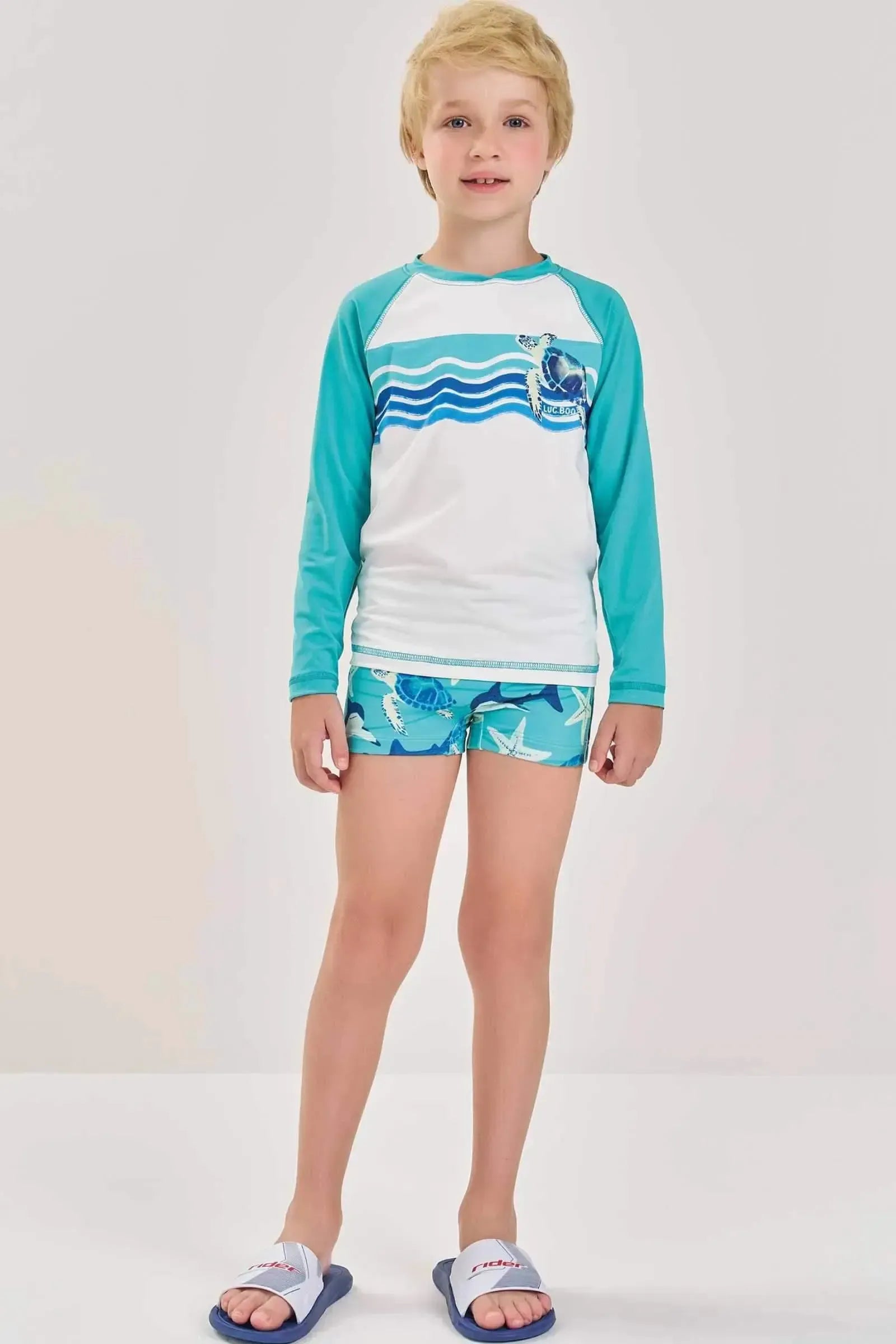 Conjunto de Camiseta e Sunga em Malha UV Dry com Proteção UV 50+ 87970 LucBoo Infantil Menino