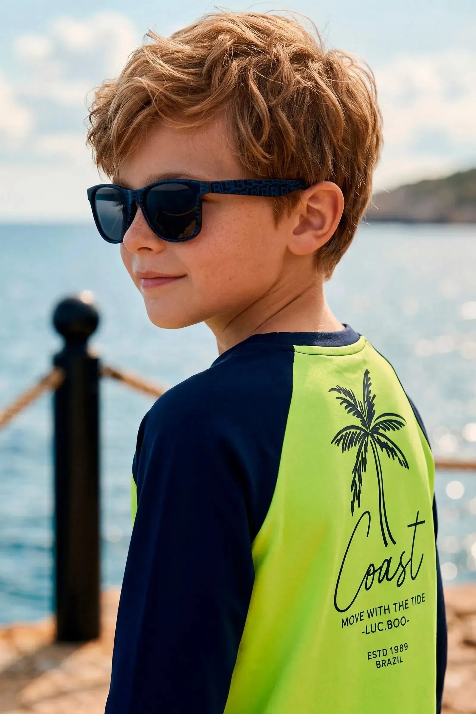 Conjunto de Camiseta e Sunga em Malha UV Dry com Proteção UV50+ 24729 LucBoo Infantil Menino