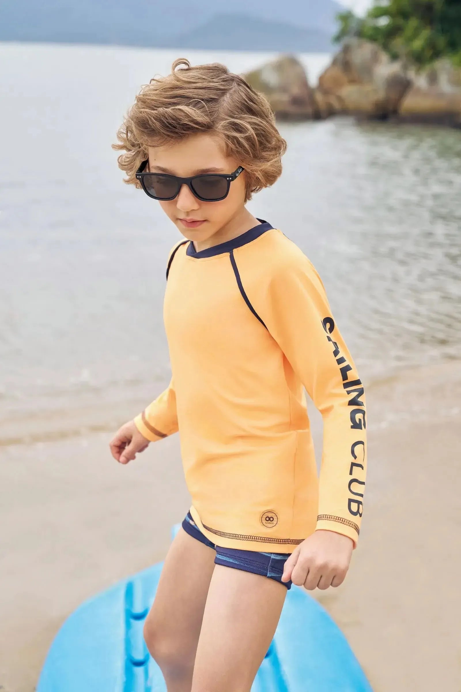 Conjunto de Camiseta e Sunga em Malha UV Dry com Proteção UV50+ 96174 LucBoo Infantil Menino