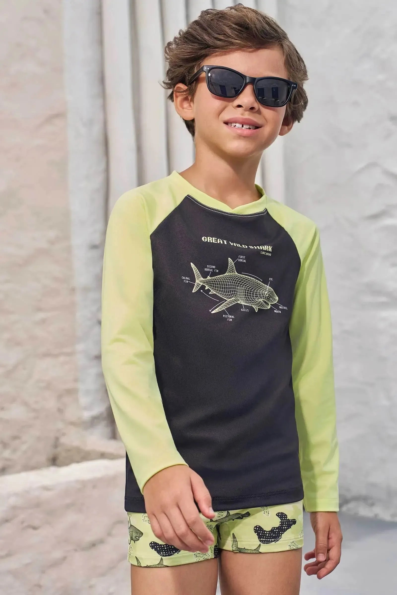 Conjunto de Camiseta e Sunga em Malha UV Dry com Proteção UV50+ 99583 LucBoo Infantil Menino