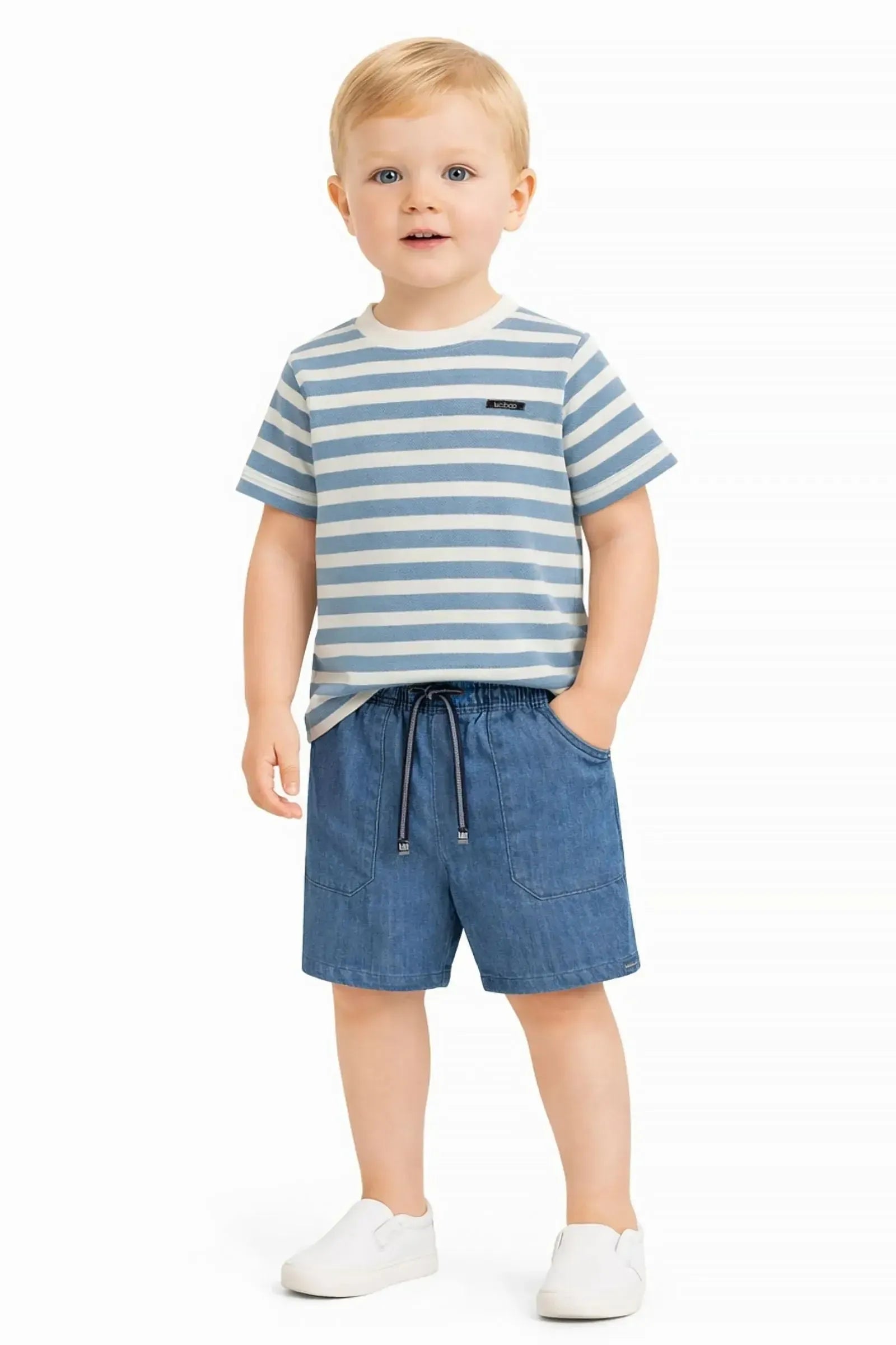 Conjunto de Camiseta em Malha Brizza e Bermuda em Jeans Benicio 96136 LucBoo Infantil Menino