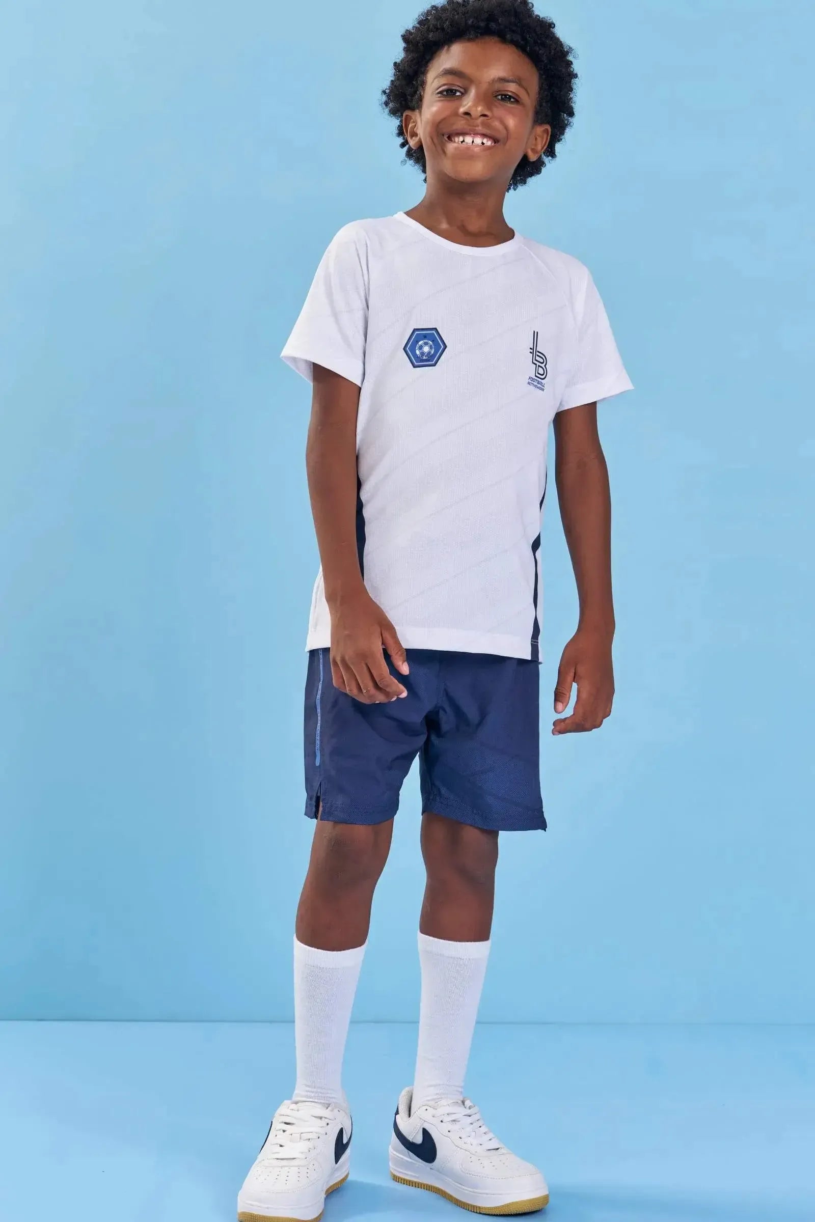 Conjunto de Camiseta em Malha Dry Space Green e Bermuda em Nylon Ergonomic com Elastano 88786 LucBoo Infantil Menino