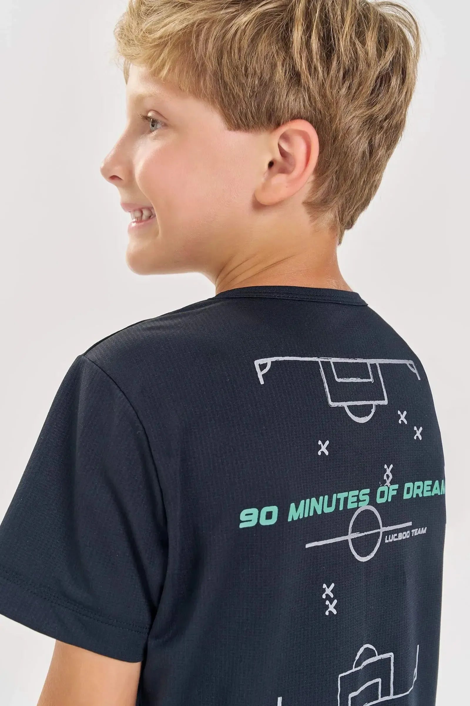 Conjunto de Camiseta em Malha Dry Space Green e Bermuda em Nylon Hidronatic com Elastano 88798 LucBoo Infantil Menino