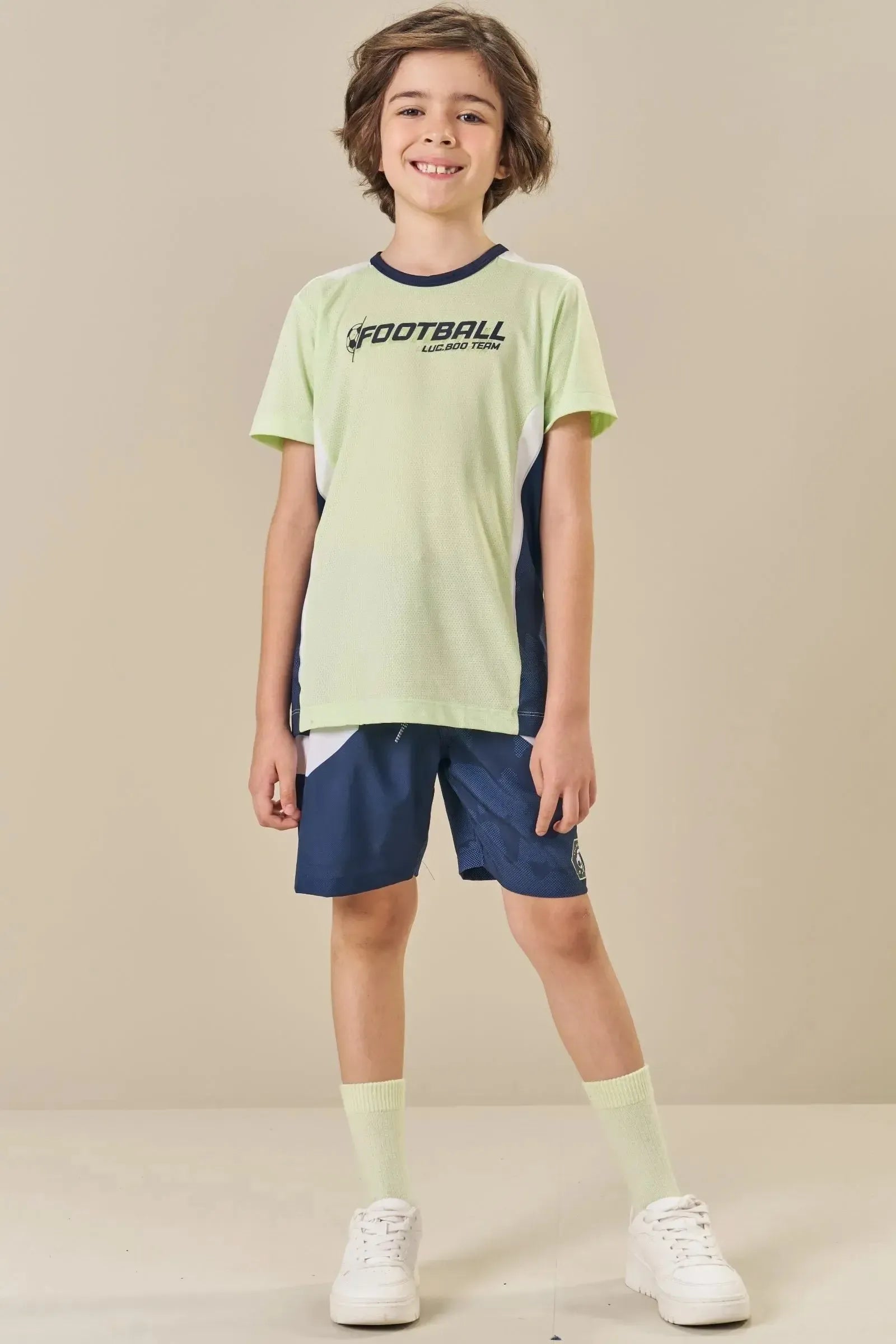 Conjunto de Camiseta em Malha Dry Yuki e Bermuda em Nylon Ergonomic 84236 LucBoo Infantil Menino