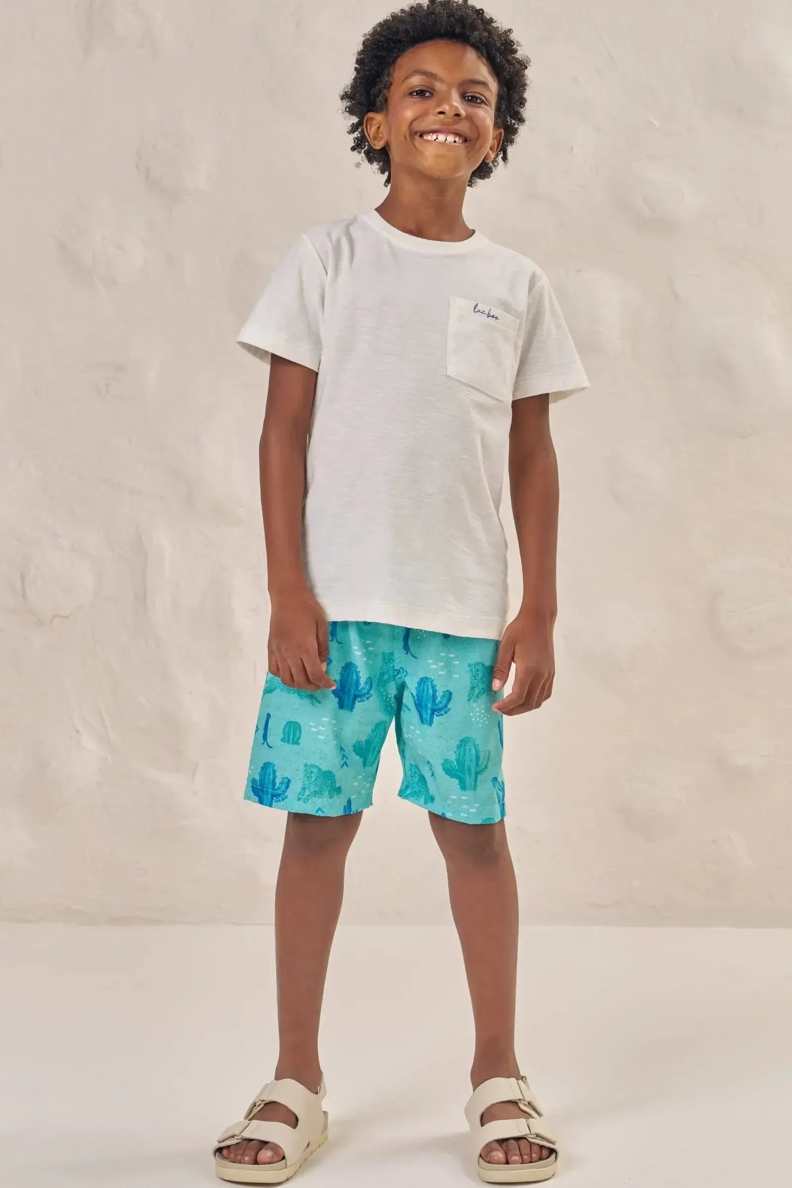 Conjunto de Camiseta em Malha Flamê e Bermuda em Nylon Ergonomic com Elastano 86555 LucBoo Infantil Menino