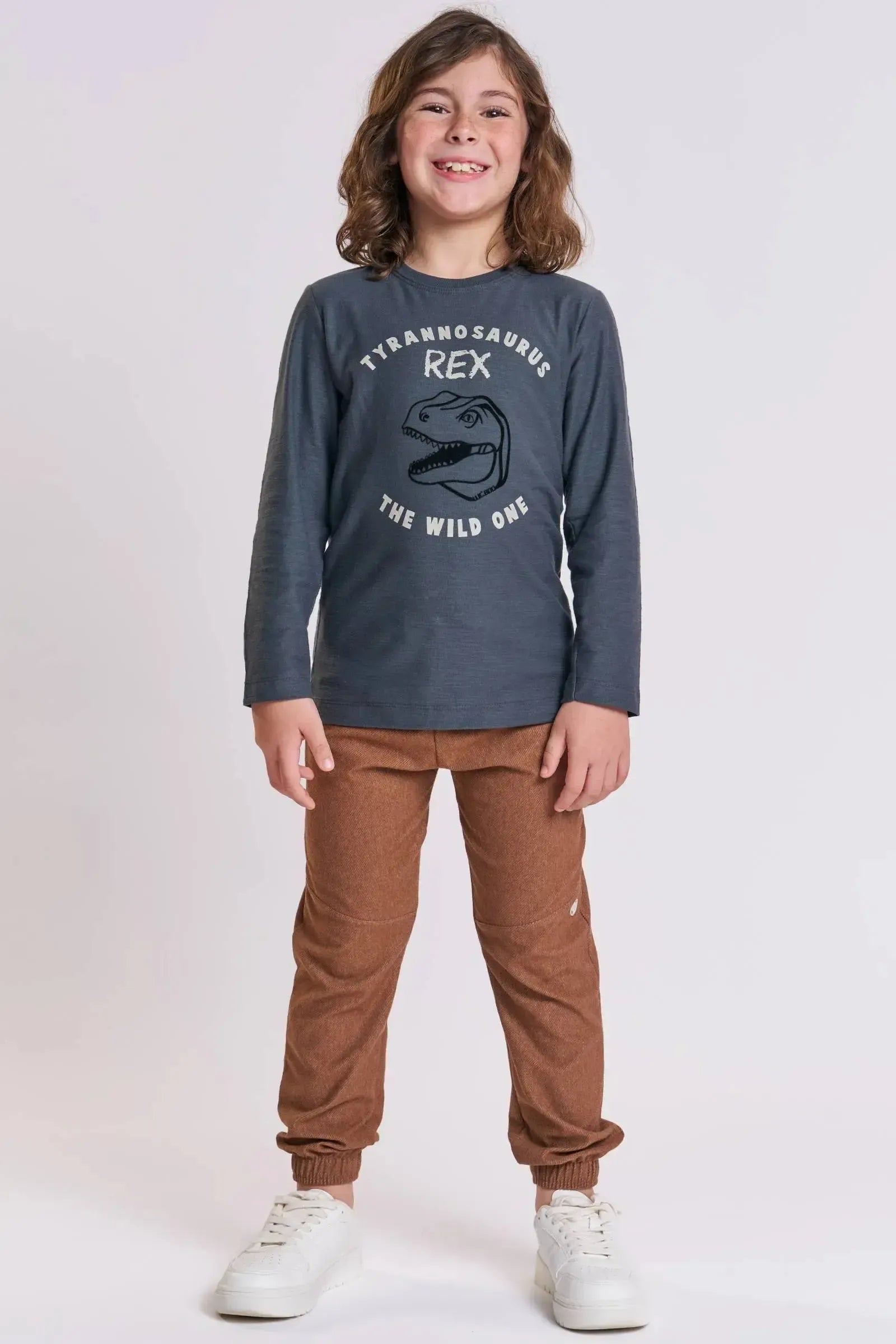 Conjunto de Camiseta em Malha Flamê e Calça Jogger em Cotton Jeans com Elastano 90753 LucBoo Infantil Menino