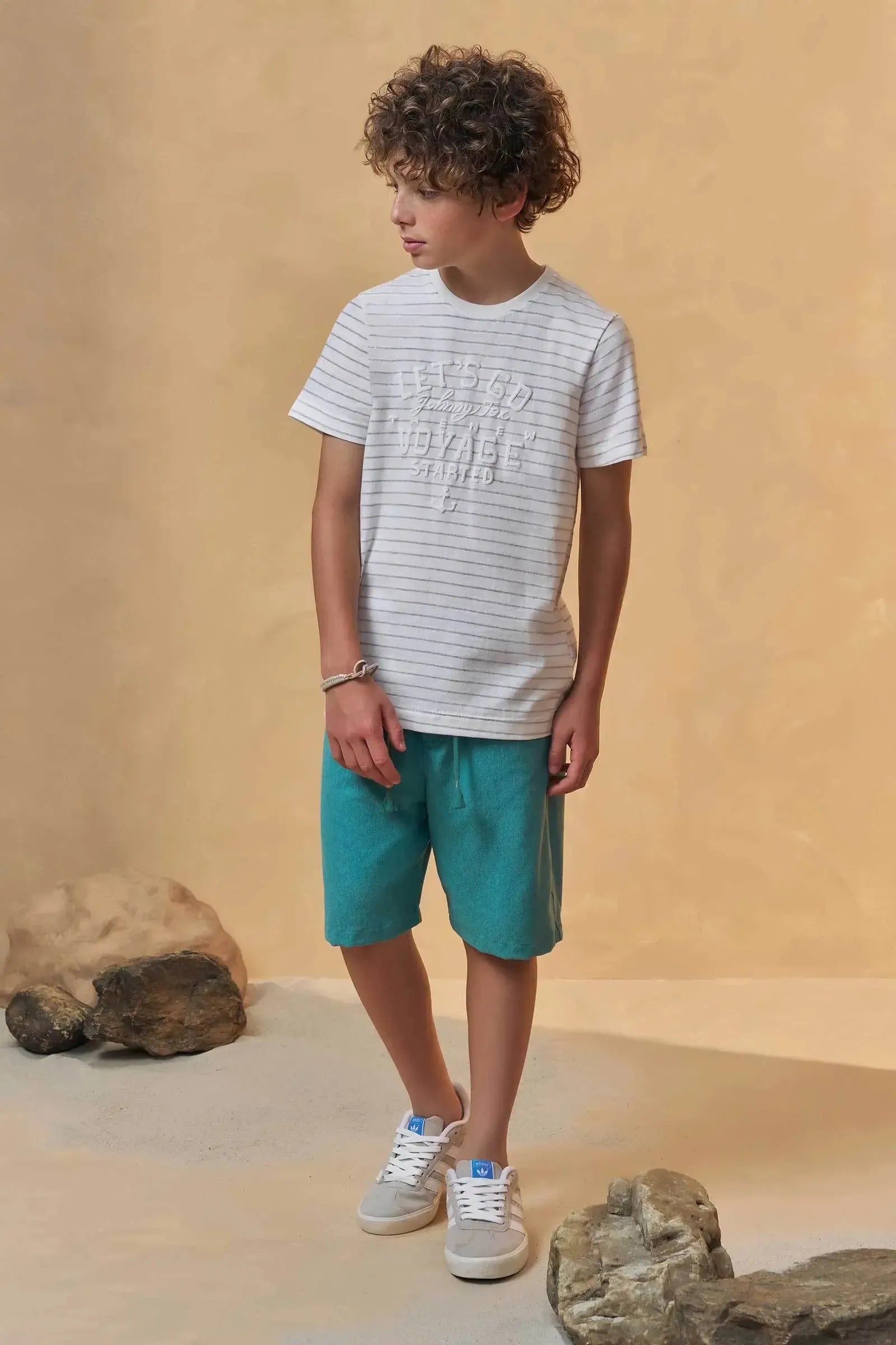 Conjunto de Camiseta em Malha Pontilhada e Bermuda em Cotton Jeans com Elastano 96397 Johnny Fox Teen Menino