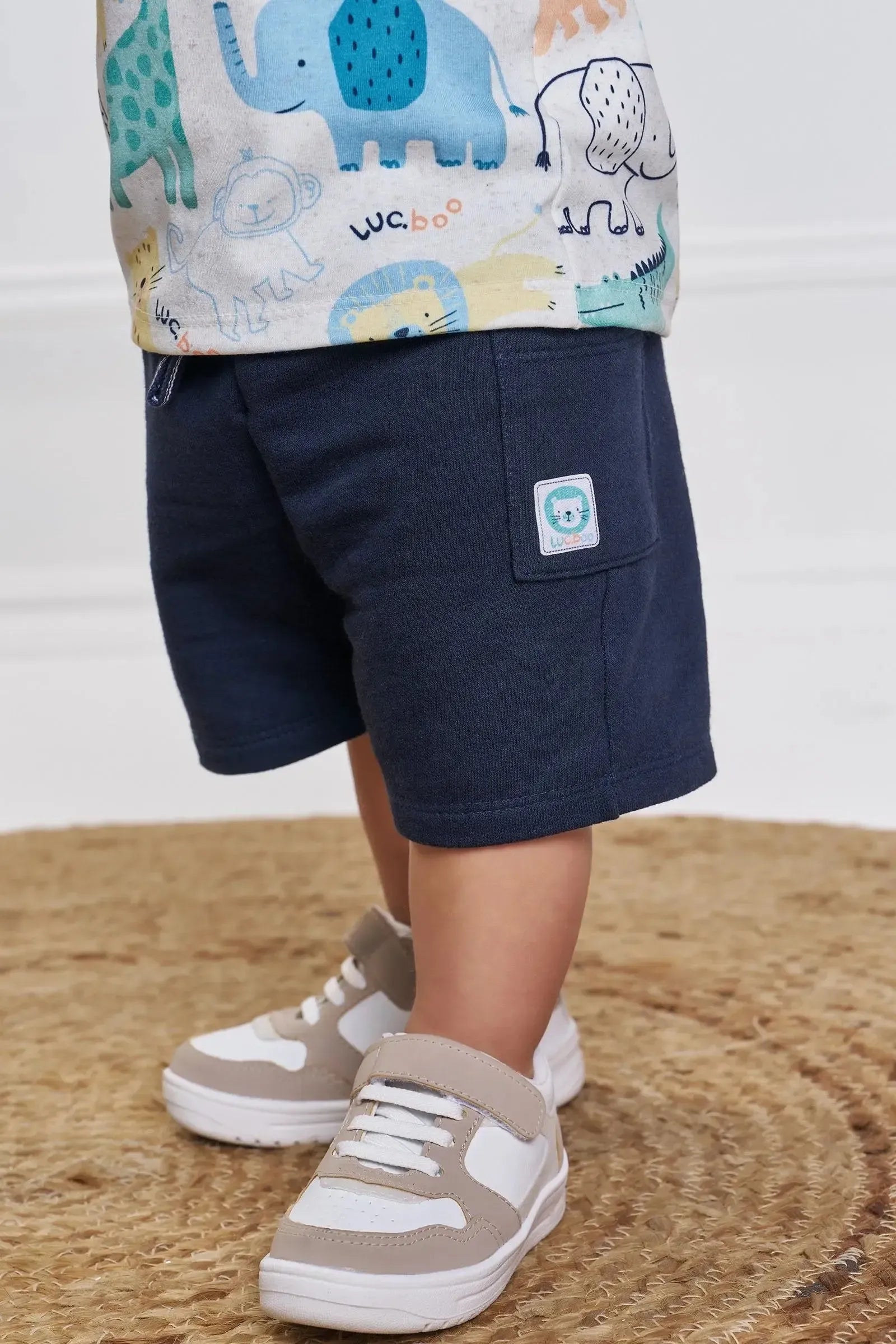 Conjunto de Camiseta em Malha Power e Bermuda em Moletom sem Pelúcia 93133 LucBoo Bebê Menino