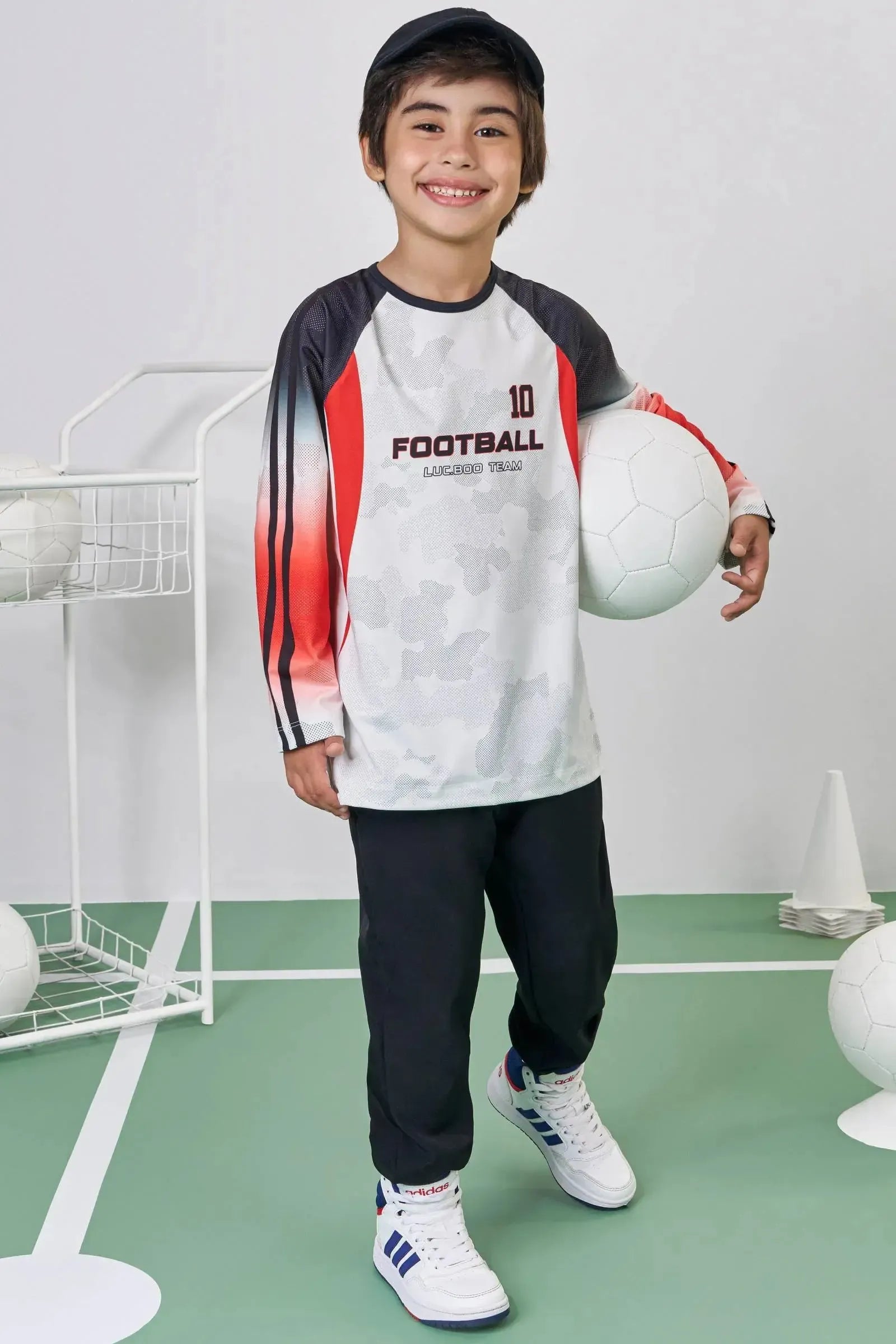 Conjunto de Camiseta em Malha UV Dry com Proteção UV50+ e Calça em Nylon com Elastano 90741 LucBoo Infantil Menino