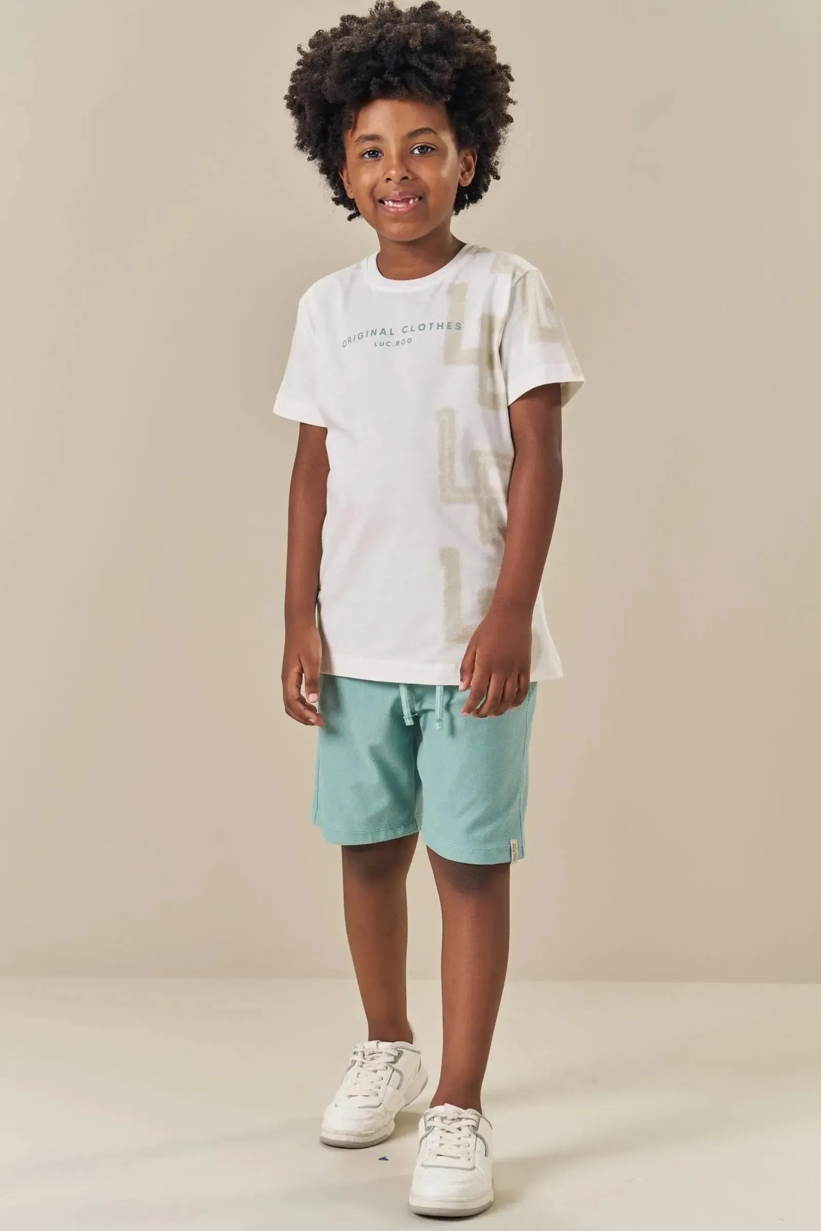 Conjunto de Camiseta em Meia Malha e Bermuda em Cotton Jeans com Elastano 84790 LucBoo Infantil Menino
