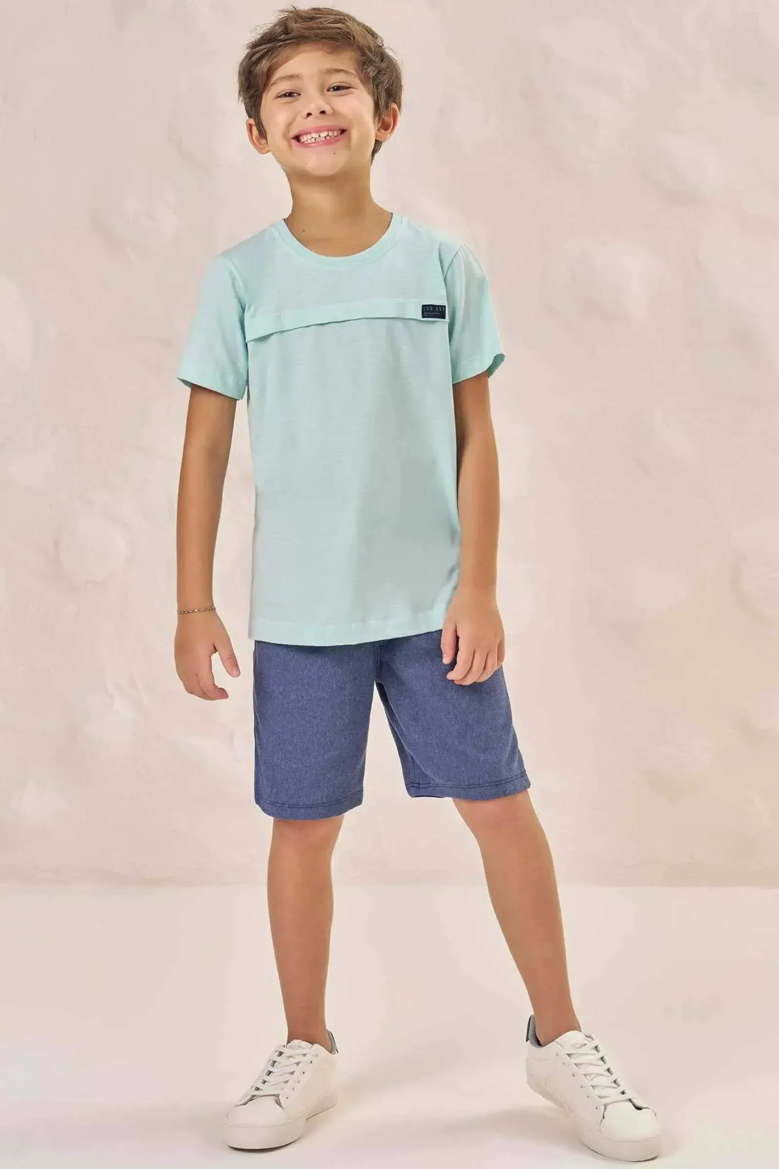 Conjunto de Camiseta em Meia Malha e Bermuda em Cotton Jeans com Elastano 86585 LucBoo Infantil Menino