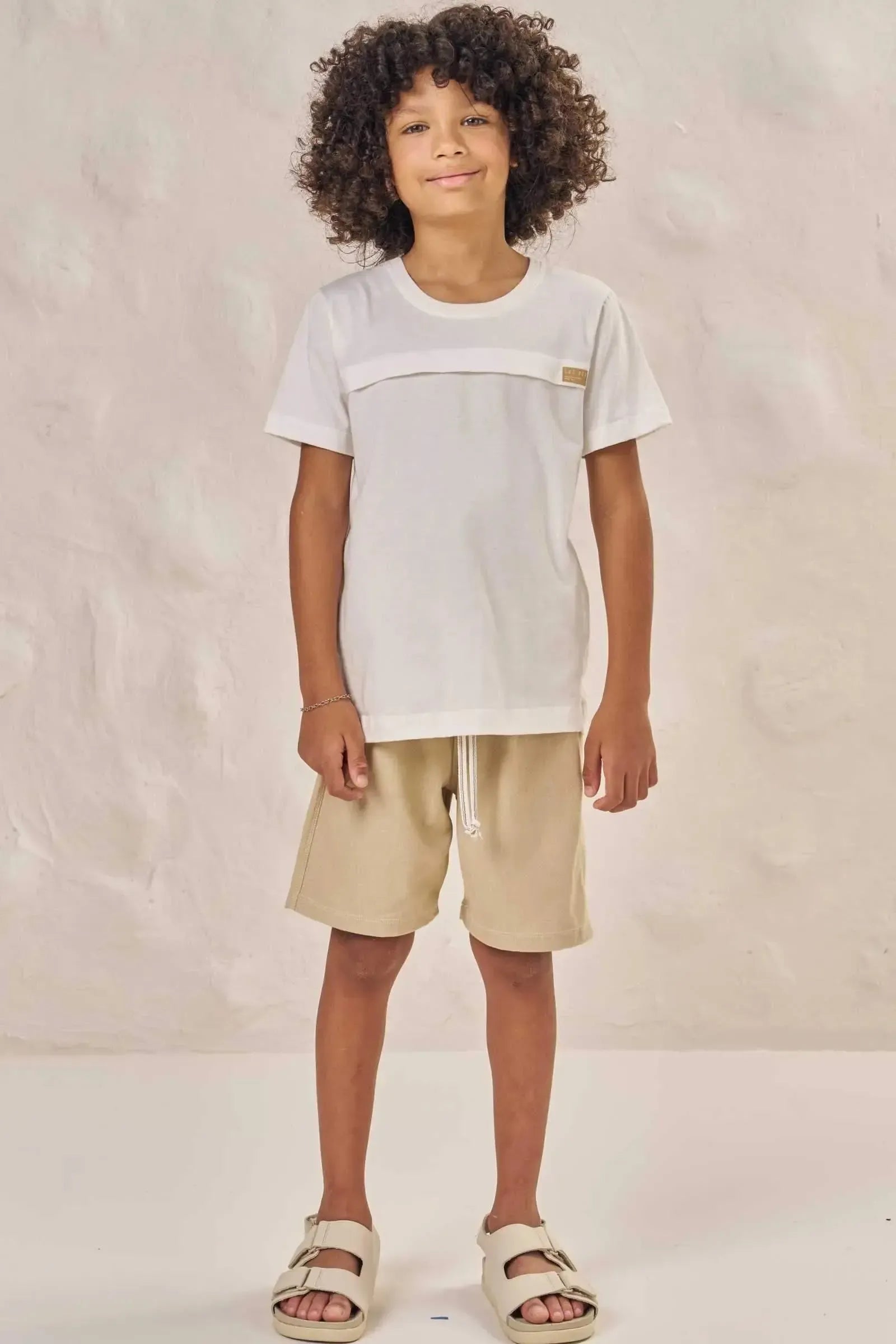 Conjunto de Camiseta em Meia Malha e Bermuda em Cotton Jeans com Elastano 86585 LucBoo Infantil Menino