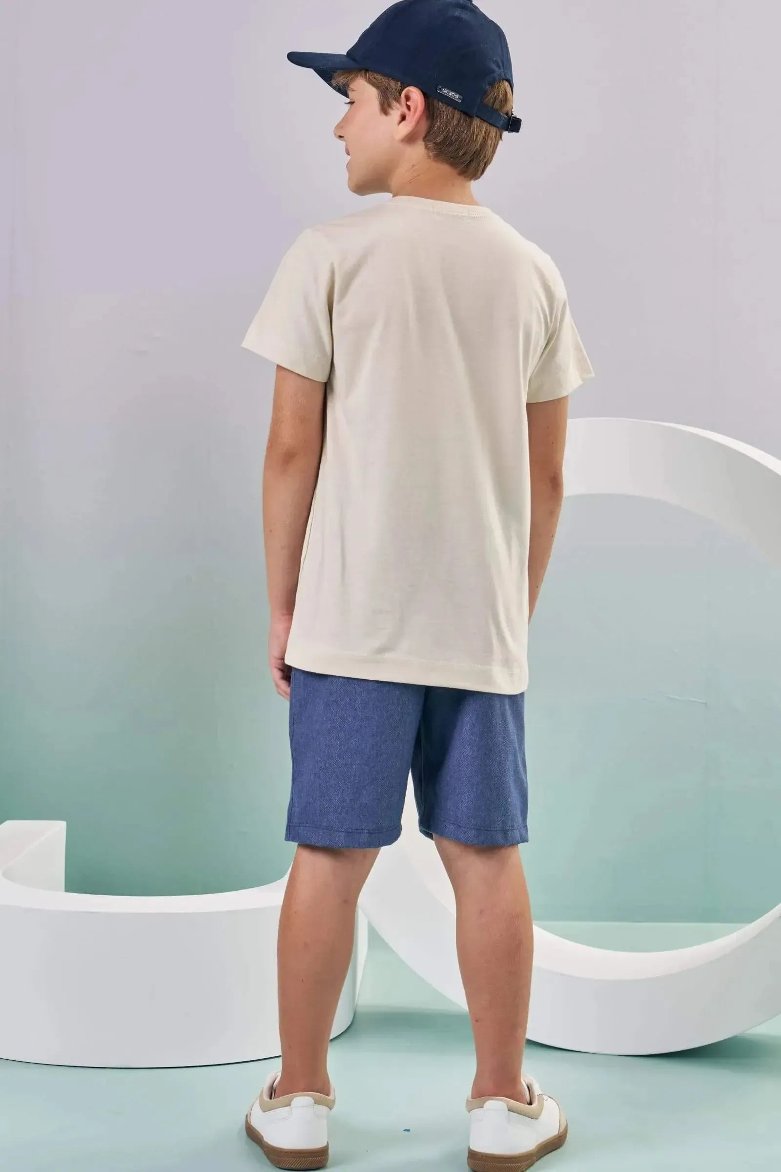 Conjunto de Camiseta em Meia Malha e Bermuda em Cotton Jeans com Elastano 87601 LucBoo Infantil Menino