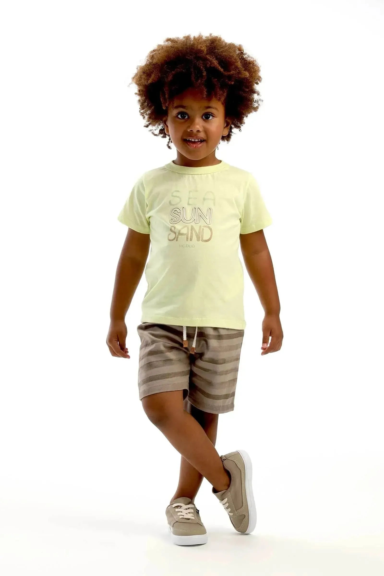 Conjunto de Camiseta em Meia Malha e Bermuda em Linho Santorine com Elastano 92888 LucBoo Bebê Menino