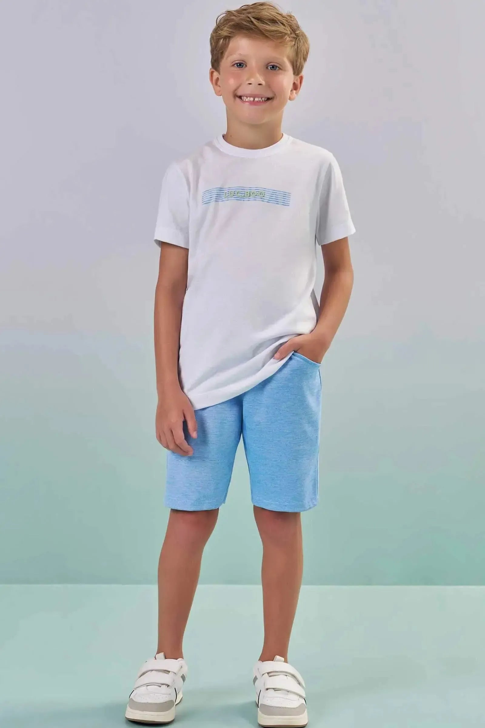Conjunto de Camiseta em Meia Malha e Bermuda em Malha Alfaiataria com Elastano 87533 LucBoo Infantil Menino