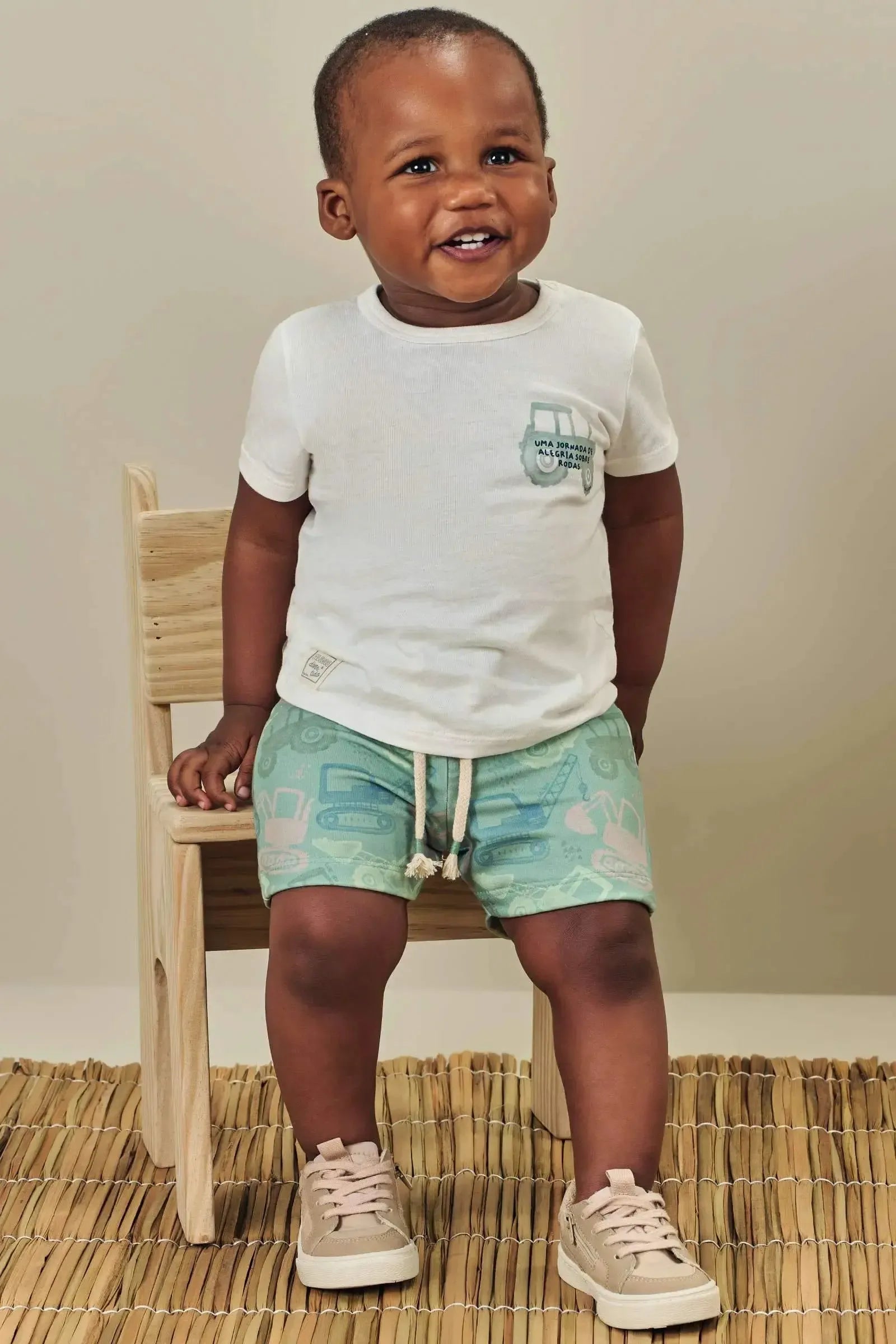 Conjunto de Camiseta em Meia Malha e Bermuda em Molecotton 83841 LucBoo Bebê Menino