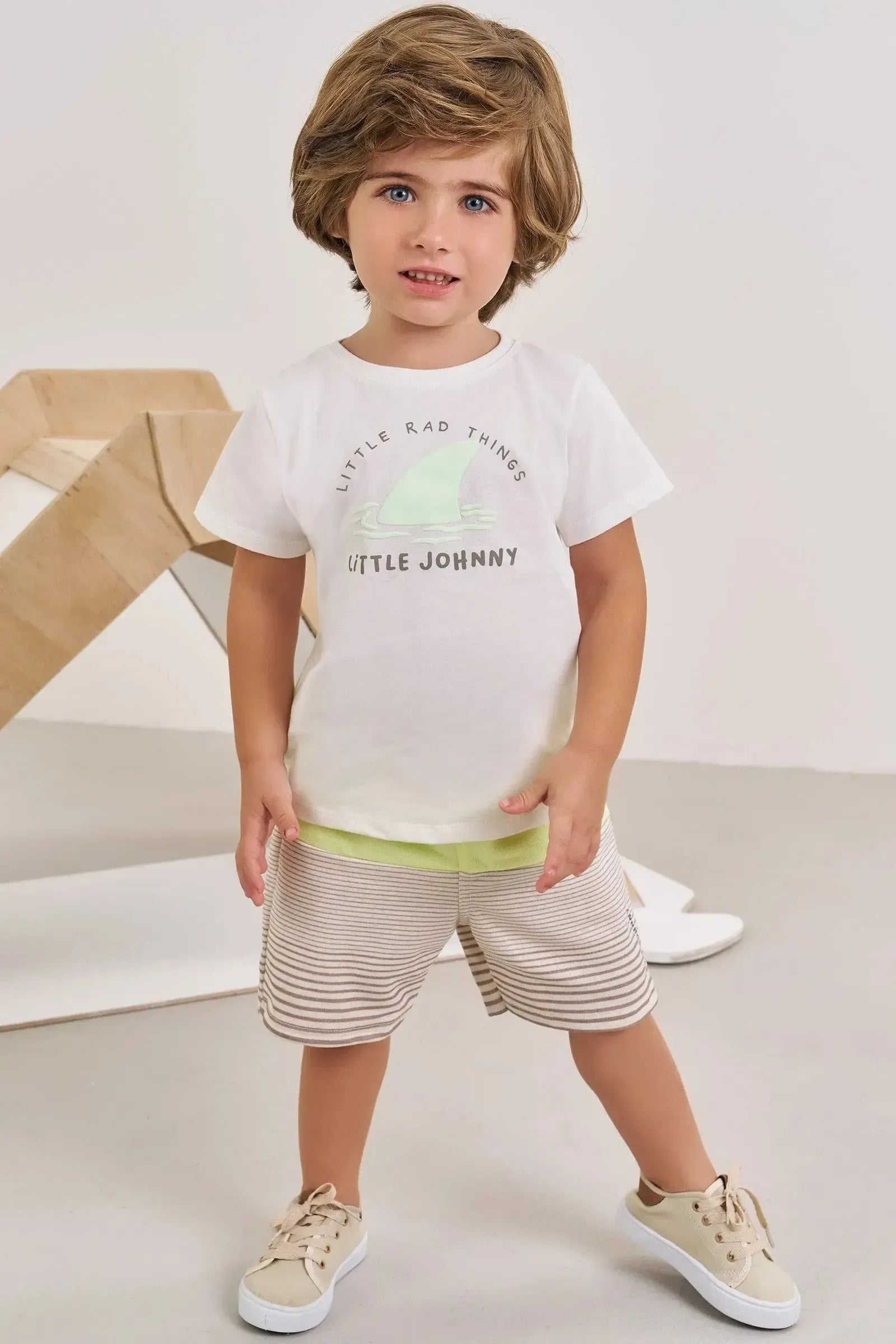 Conjunto de Camiseta em Meia Malha e Bermuda em Moletom sem Pelúcia 86332 Johnny Fox Bebê Menino