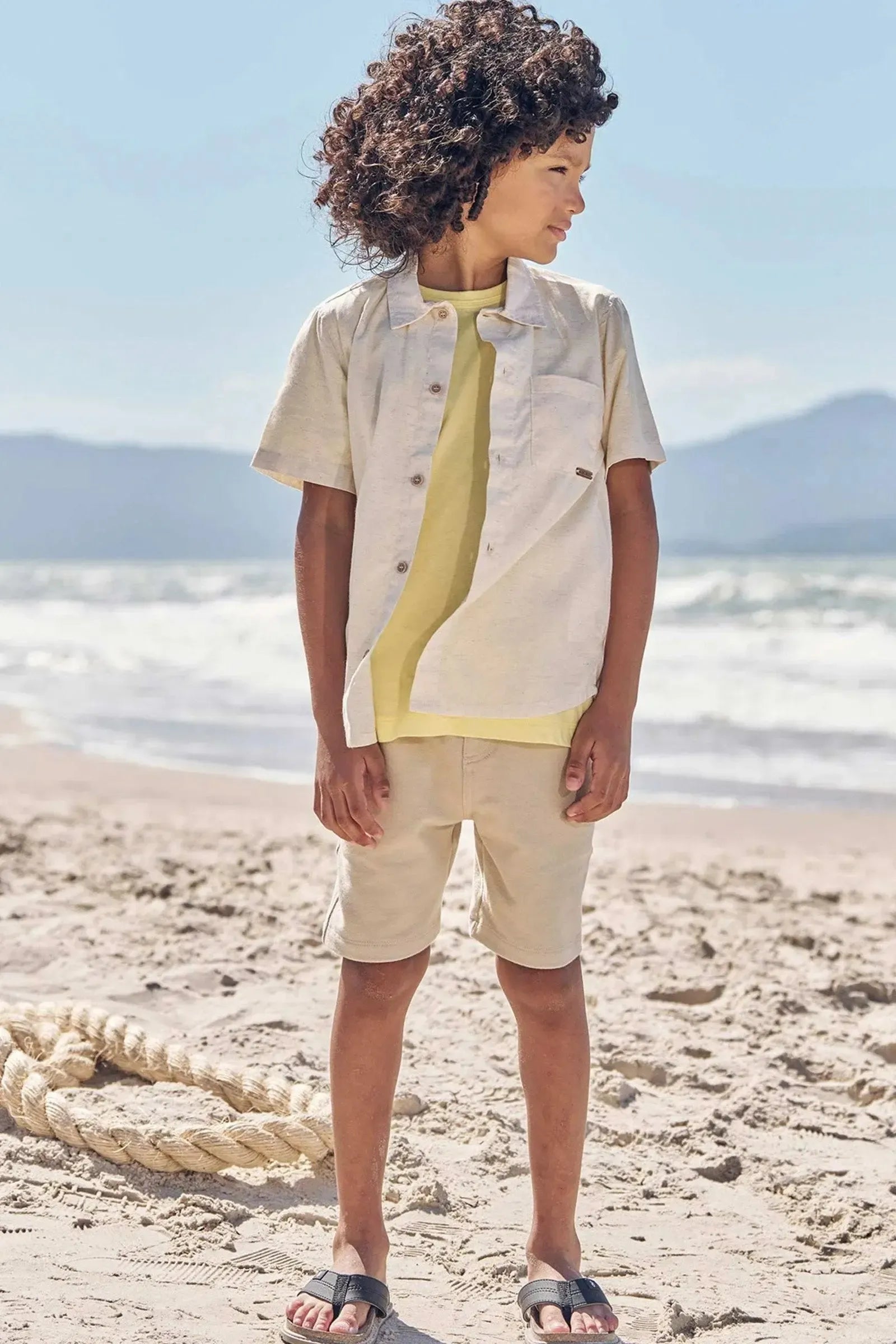 Conjunto de Camiseta em Meia Malha e Bermuda em Moletwill com Elastano 83151 LucBoo Infantil Menino