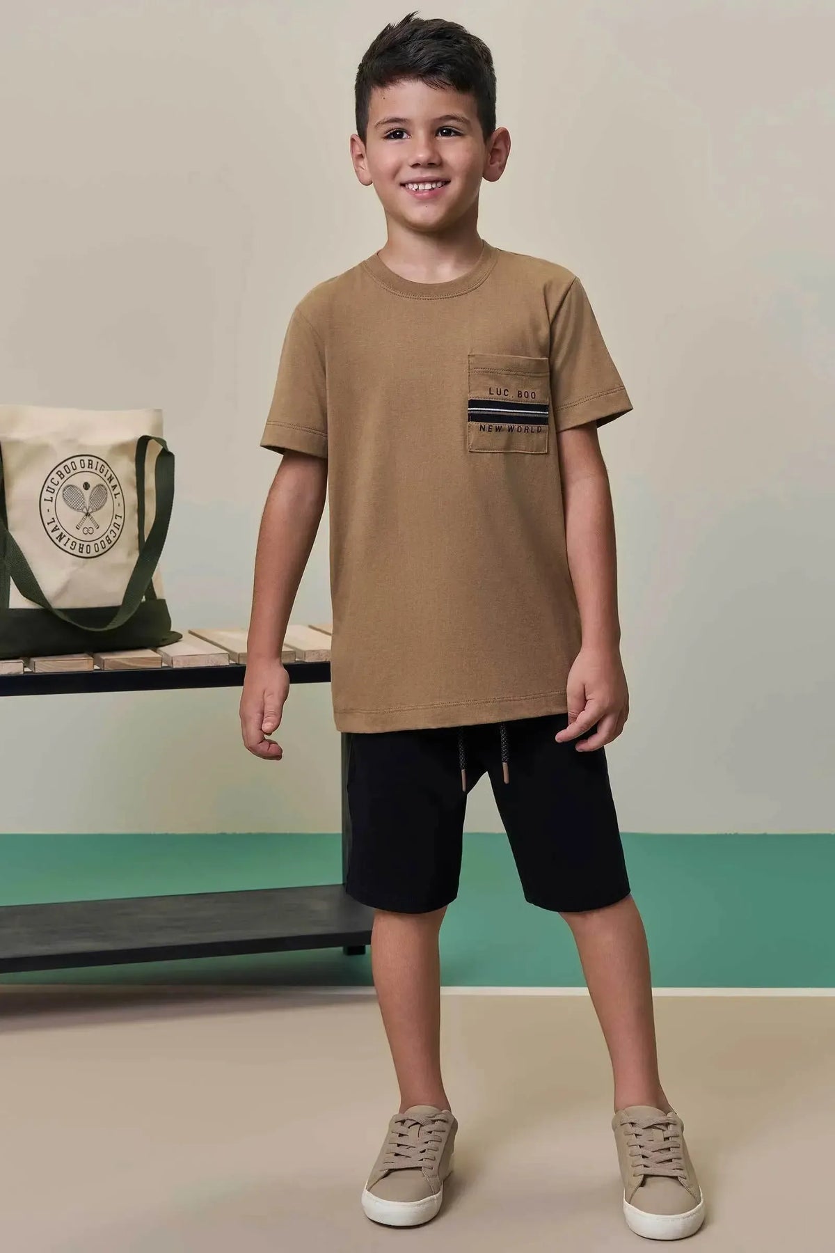 Conjunto de Camiseta em Meia Malha e Bermuda em Molevisco com Elastano 98269 LucBoo Infantil Menino
