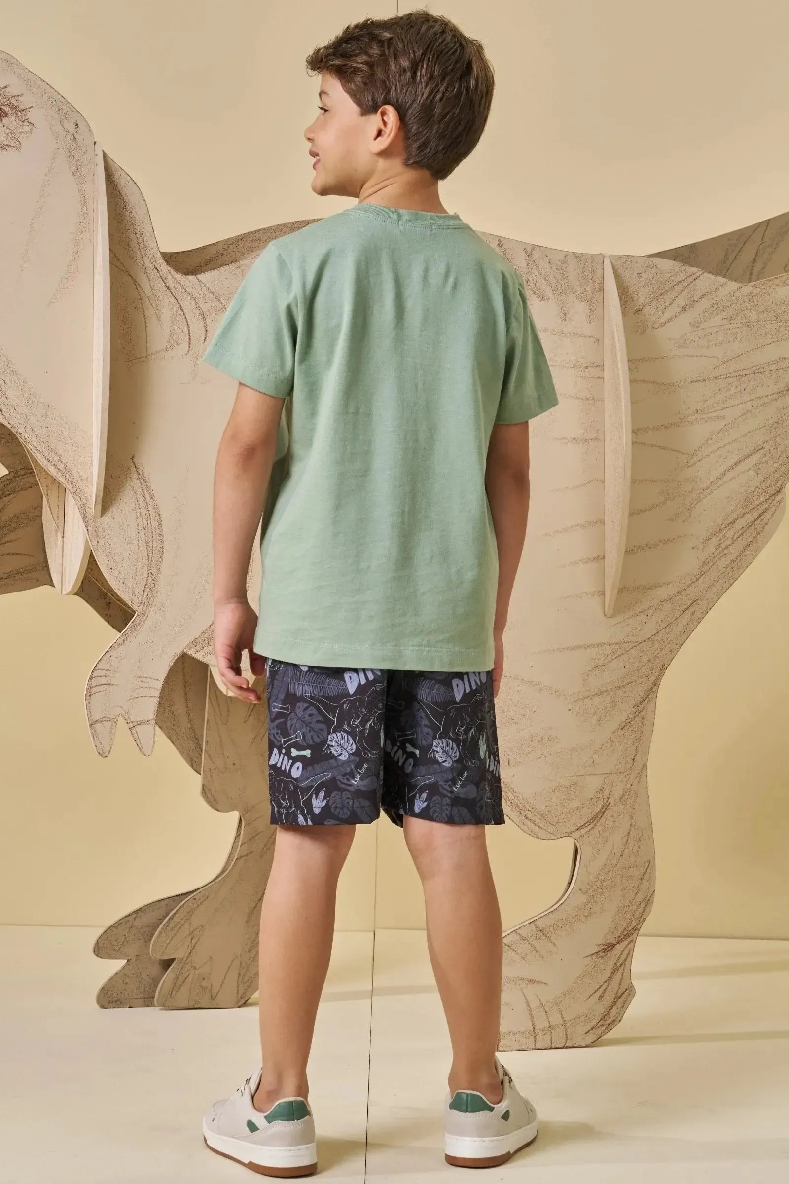 Conjunto de Camiseta em Meia Malha e Bermuda em Nylon Ergonomic com Elastano 94853 LucBoo Infantil Menino