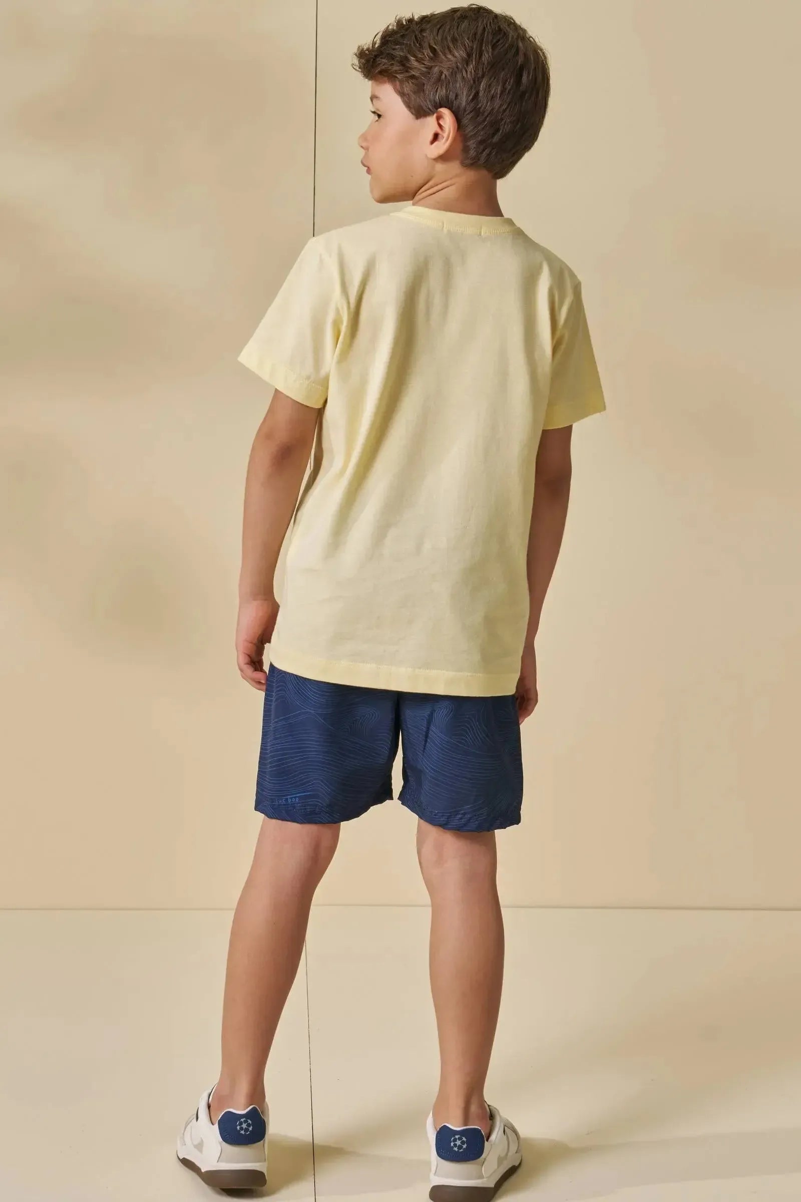 Conjunto de Camiseta em Meia Malha e Bermuda em Nylon Ergonomic com Elastano 97860 LucBoo Infantil Menino