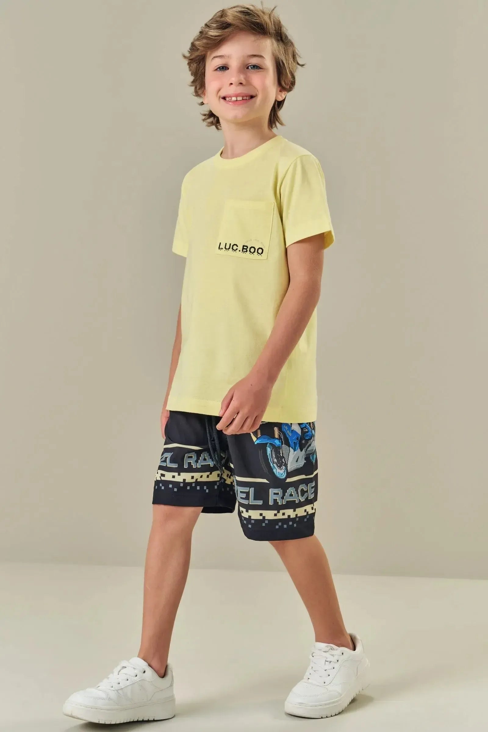 Conjunto de Camiseta em Meia Malha e Bermuda em Nylon Ergonomic com Elastano 84510 LucBoo Infantil Menino