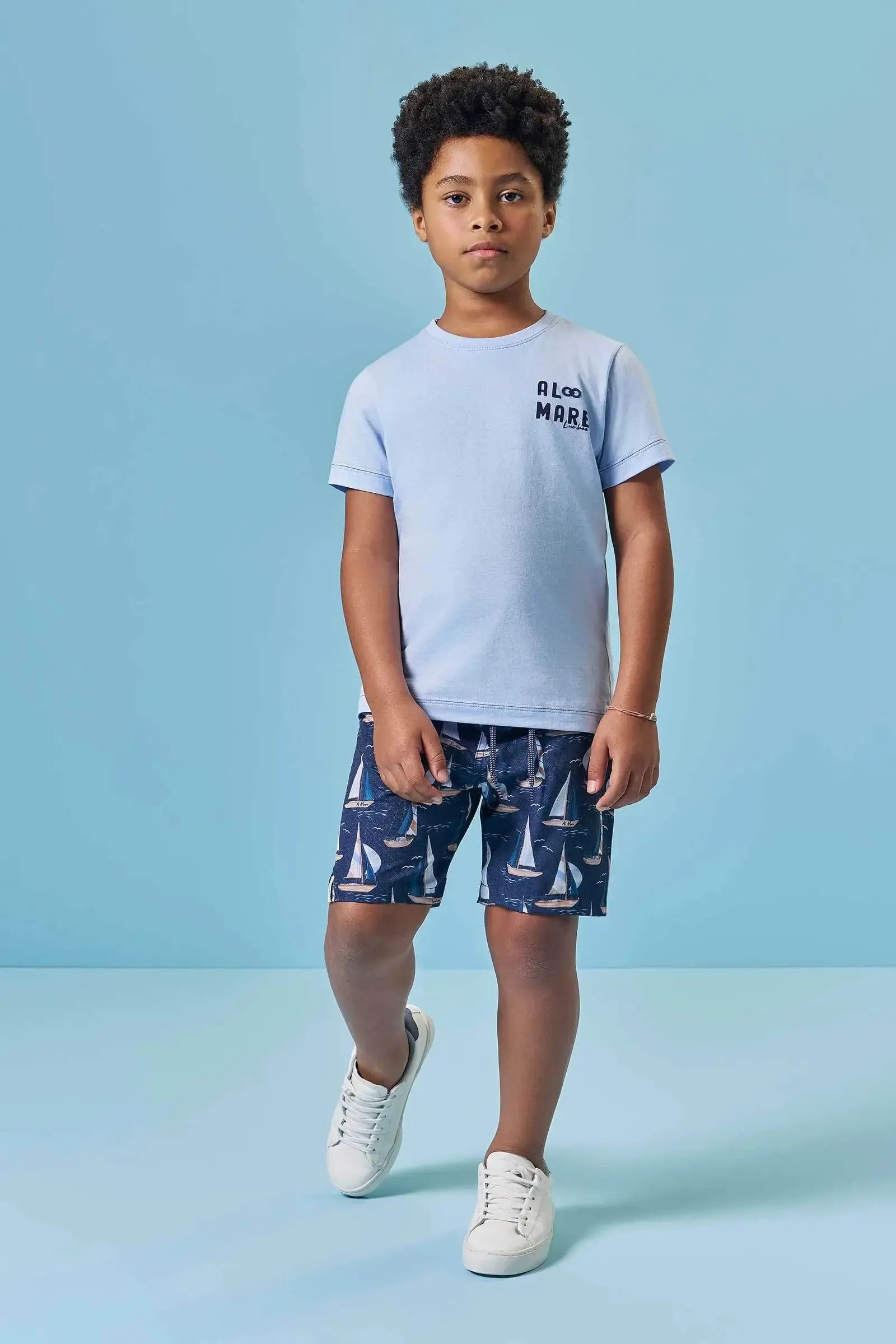 Conjunto de Camiseta em Meia Malha e Bermuda em Nylon Ergonômic com Elastano 95390 LucBoo Infantil Menino