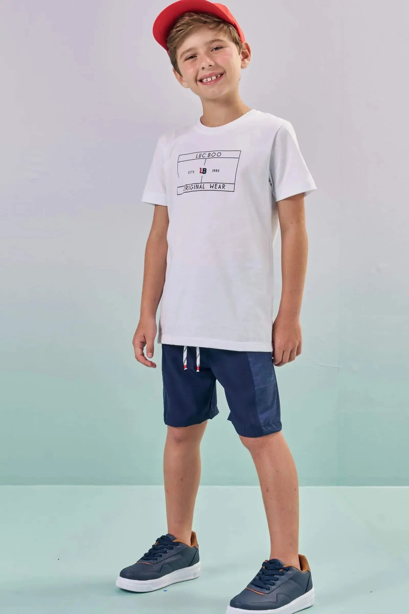 Conjunto de Camiseta em Meia Malha e Bermuda em Nylon Hidronatic com Elastano 87673 LucBoo Infantil Menino