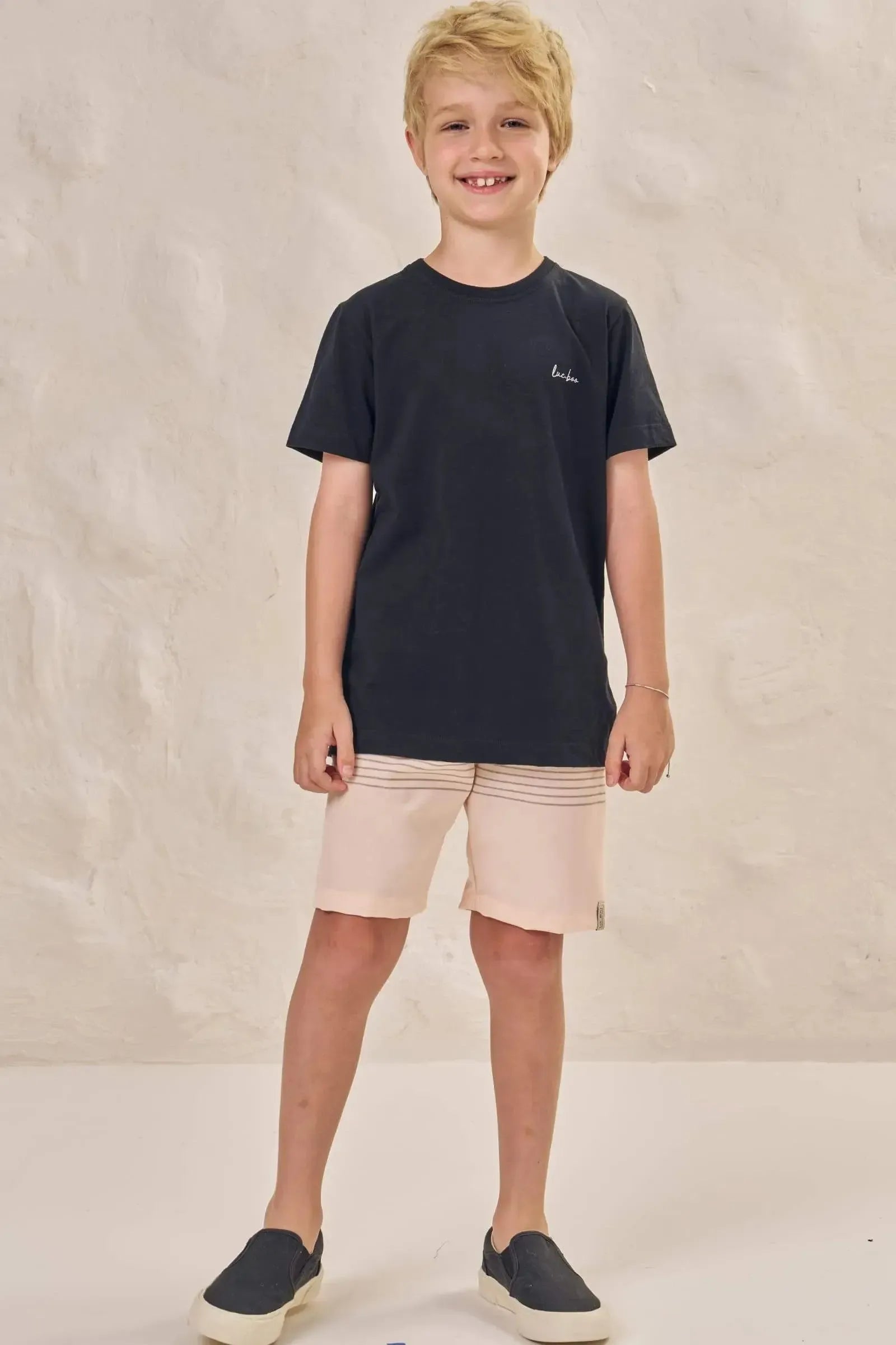 Conjunto de Camiseta em Meia Malha e Bermuda em Tecido com Elastano 86551 LucBoo Infantil Menino