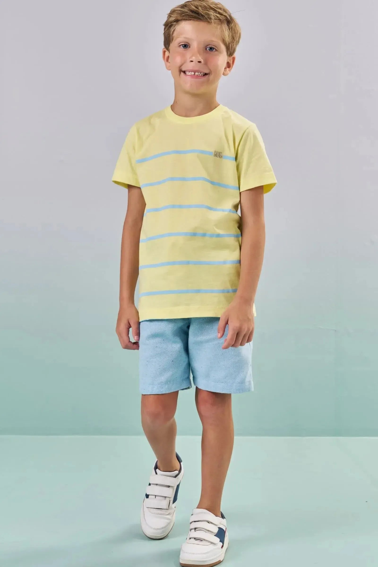 Conjunto de Camiseta em Meia Malha e Bermuda em Tecido Riveira 87580 LucBoo Infantil Menino