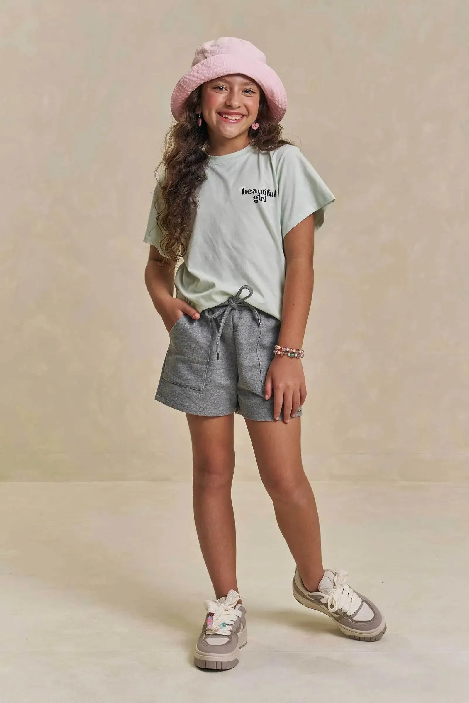 Conjunto de Camiseta Over em Meia Malha e Shorts em Moletom sem Pelúcia 95803 Lilimoon Teen Menina