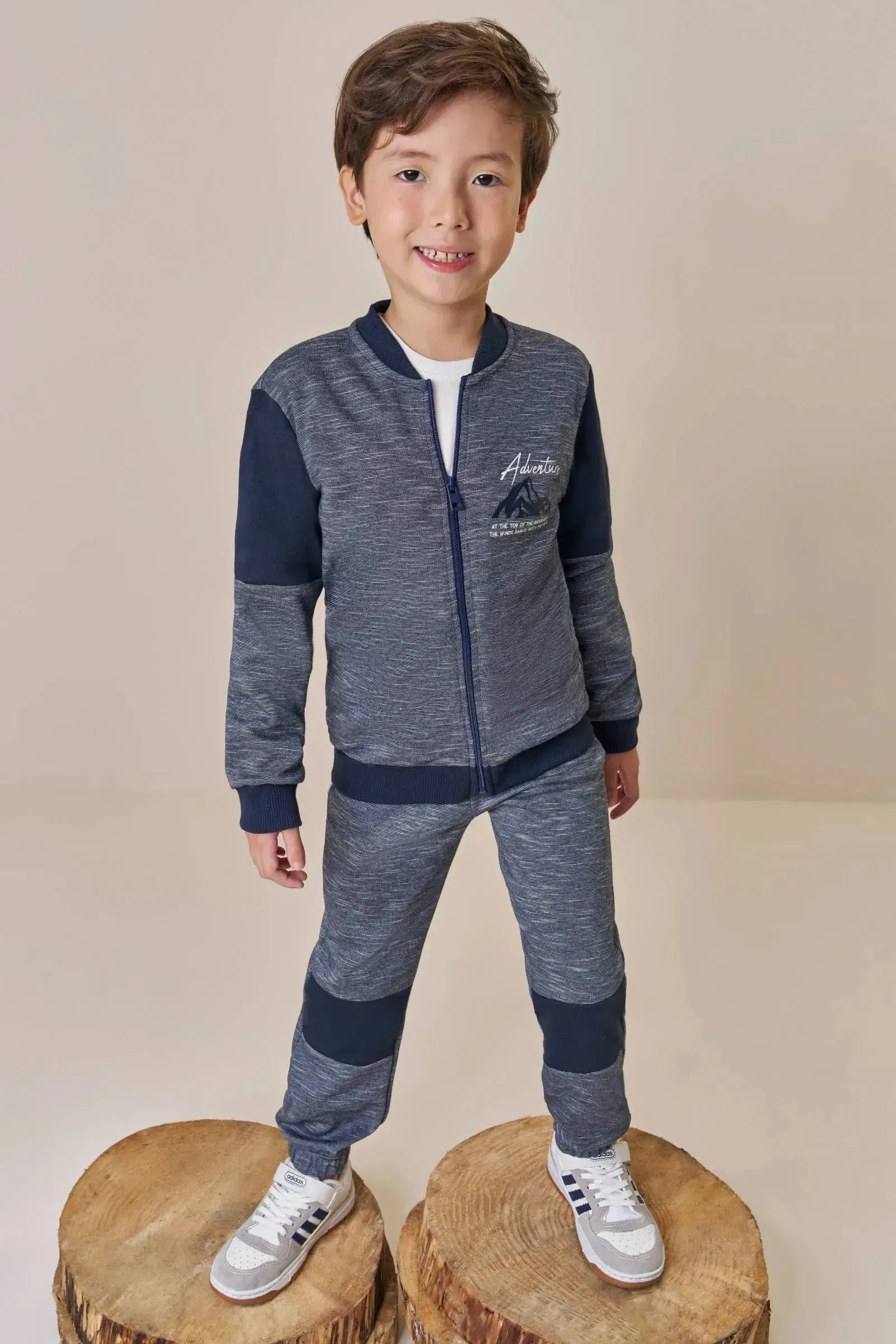 Conjunto de Jaqueta e Calça Jogger em Mesclado Bicolor com Elastano 90160 LucBoo Infantil Menino